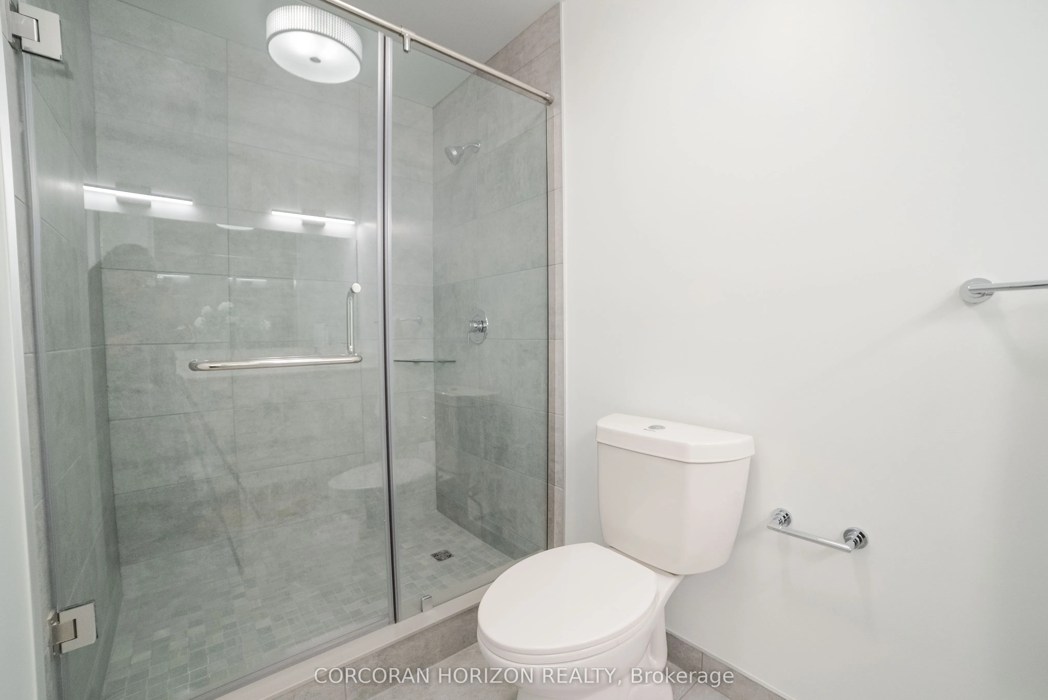 15 Glebe Street S #1701