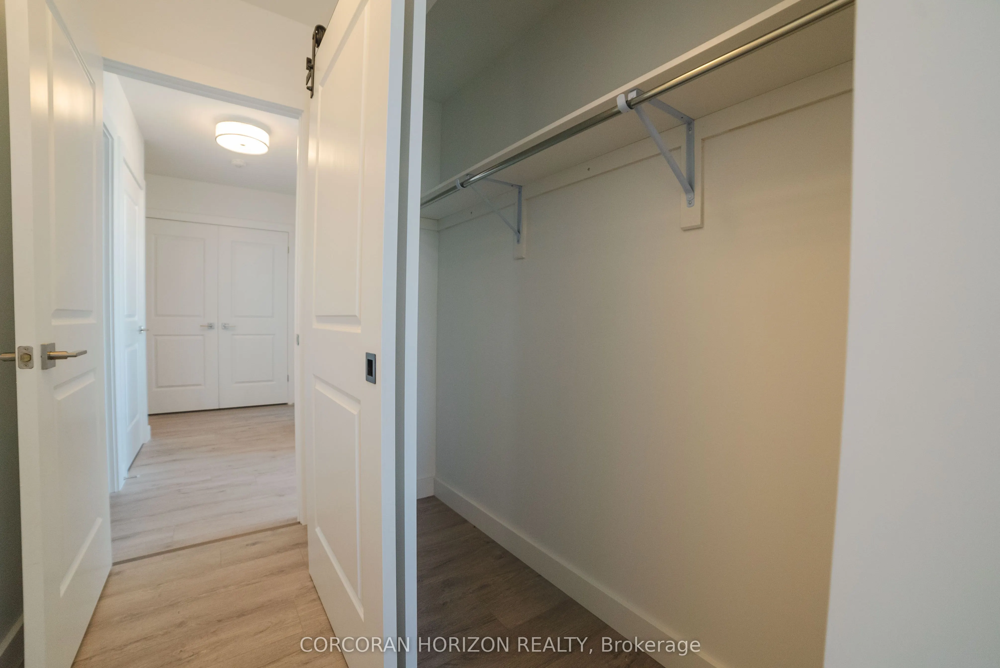 15 Glebe Street S #1701