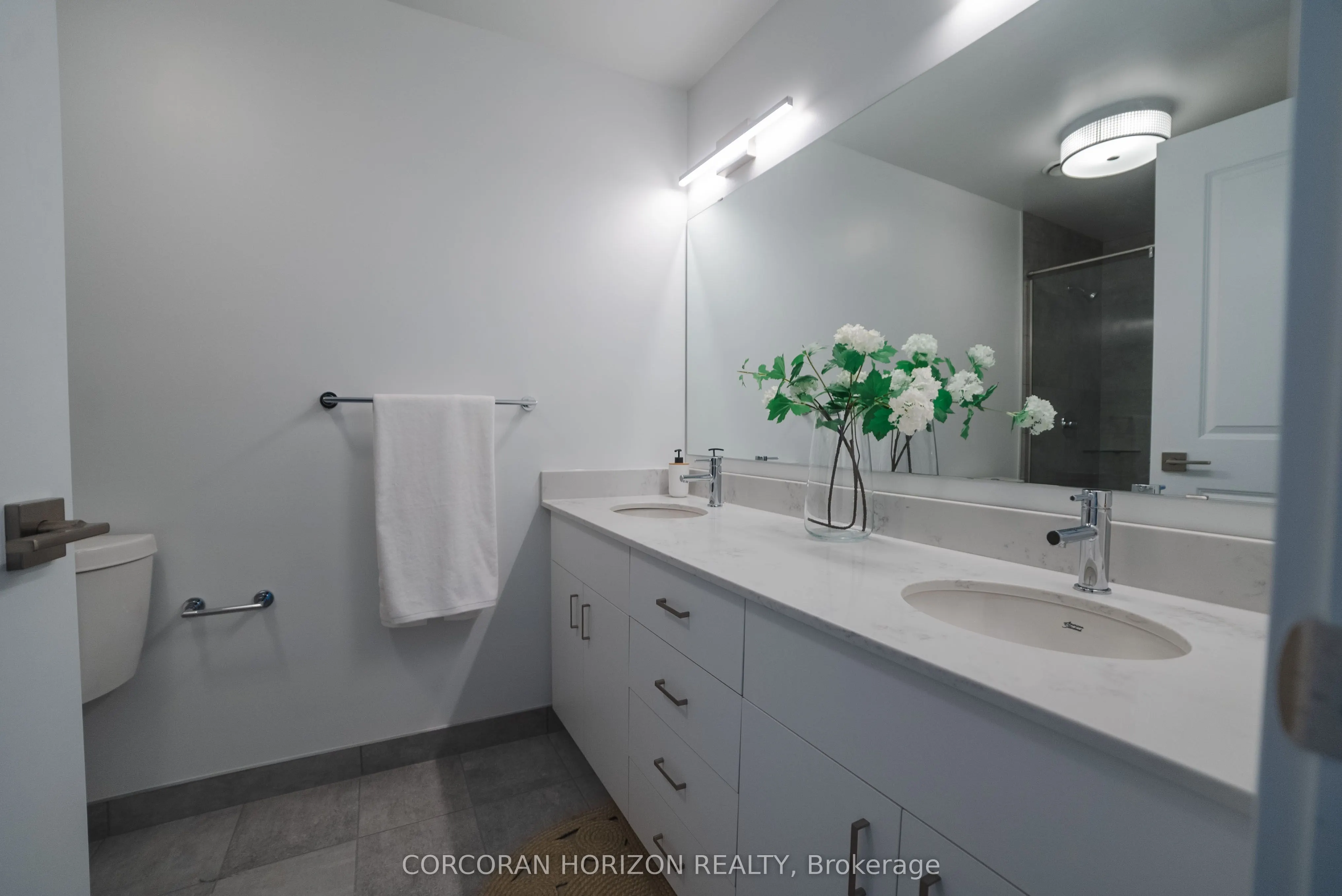15 Glebe Street S #1701