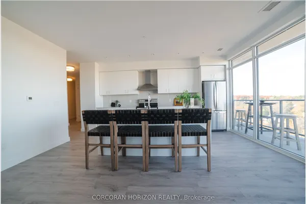 15 Glebe Street S