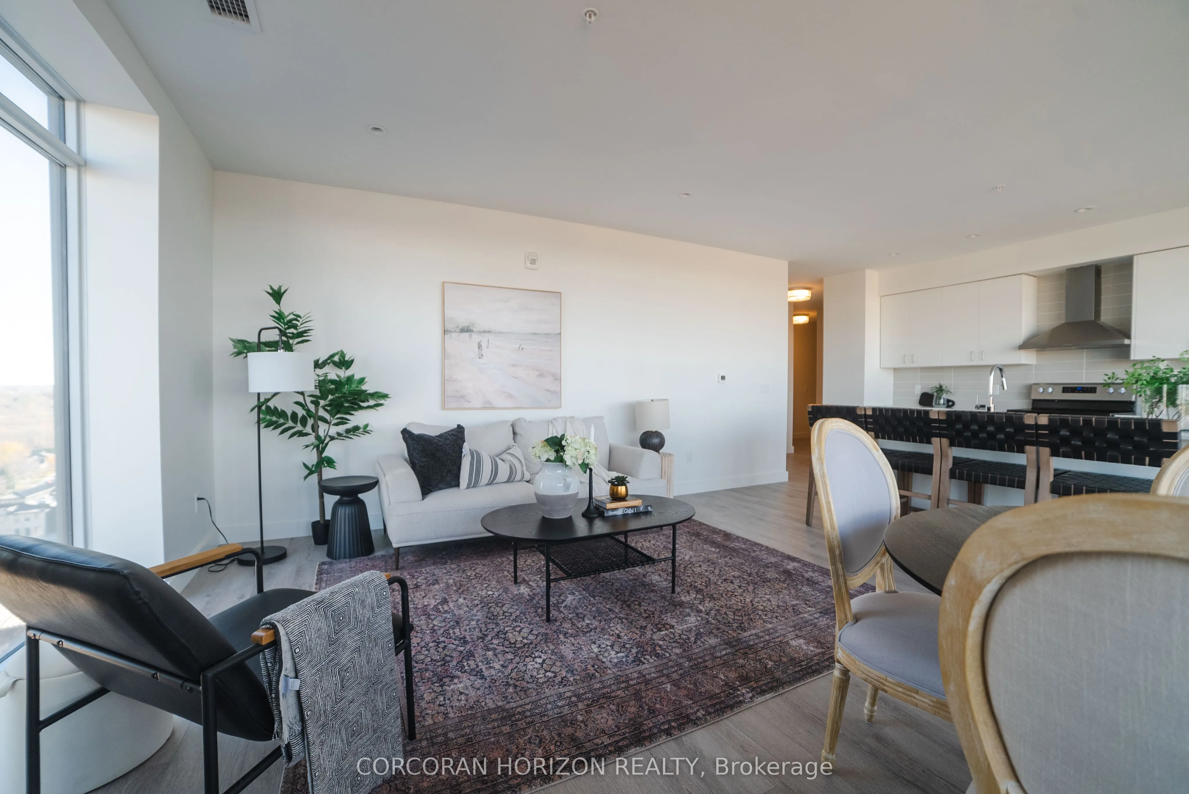 15 Glebe Street S #1701
