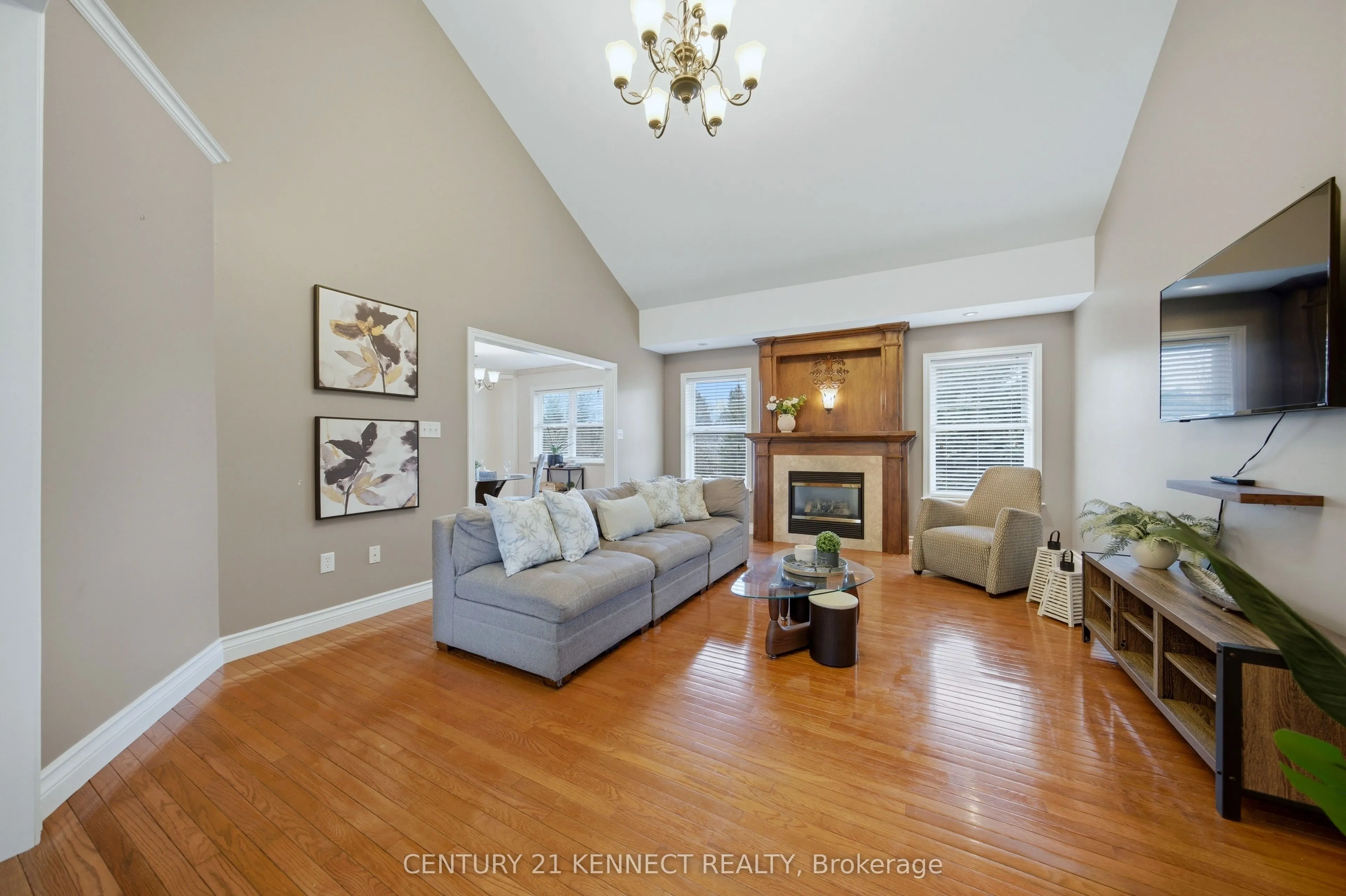 6 Laing Court