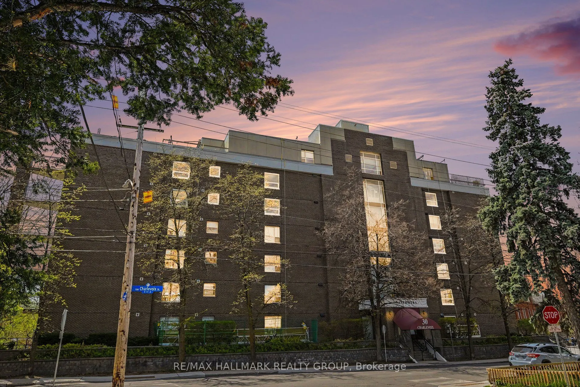 30 Charlevoix Street #103