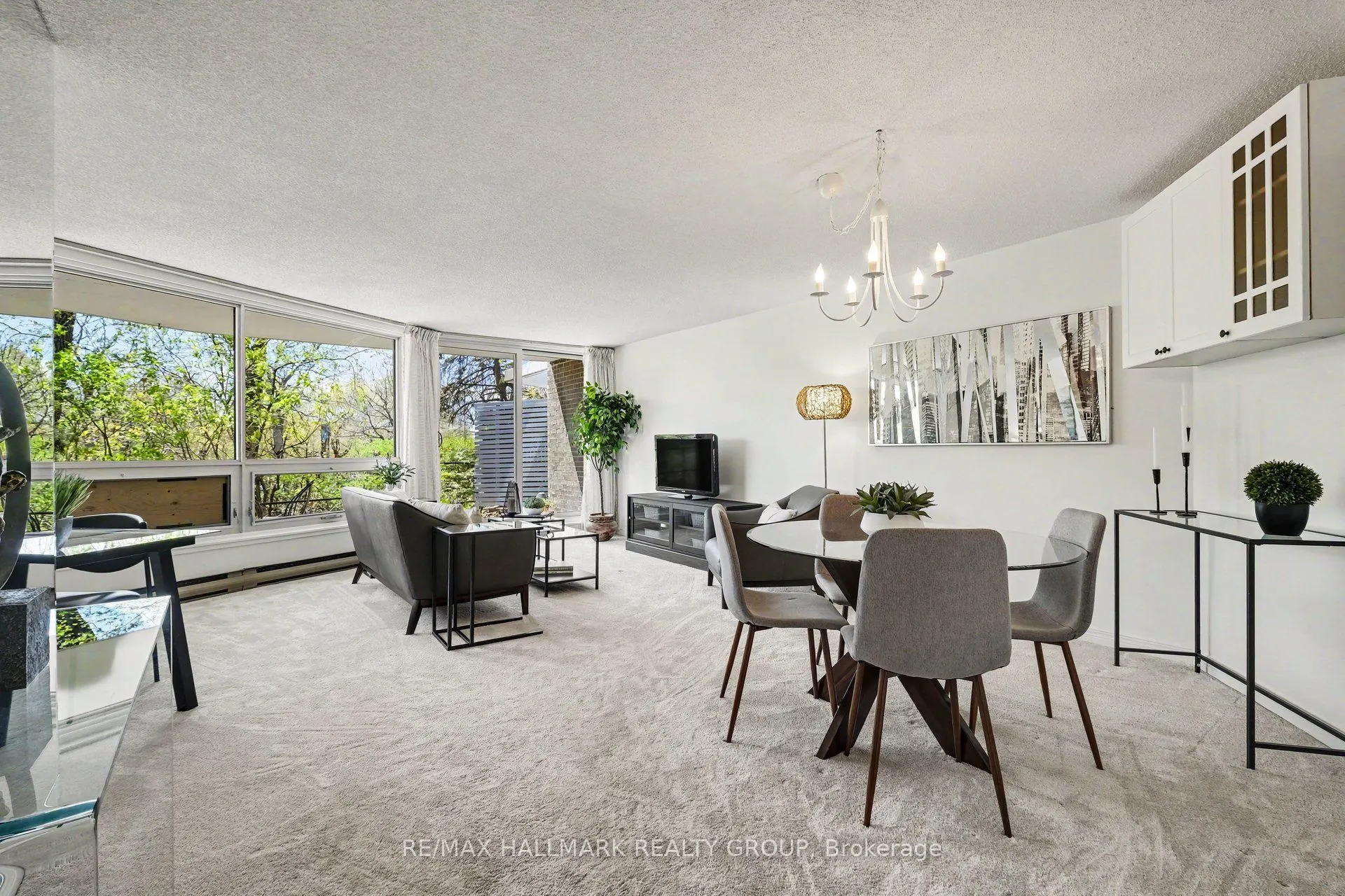 30 Charlevoix Street #103