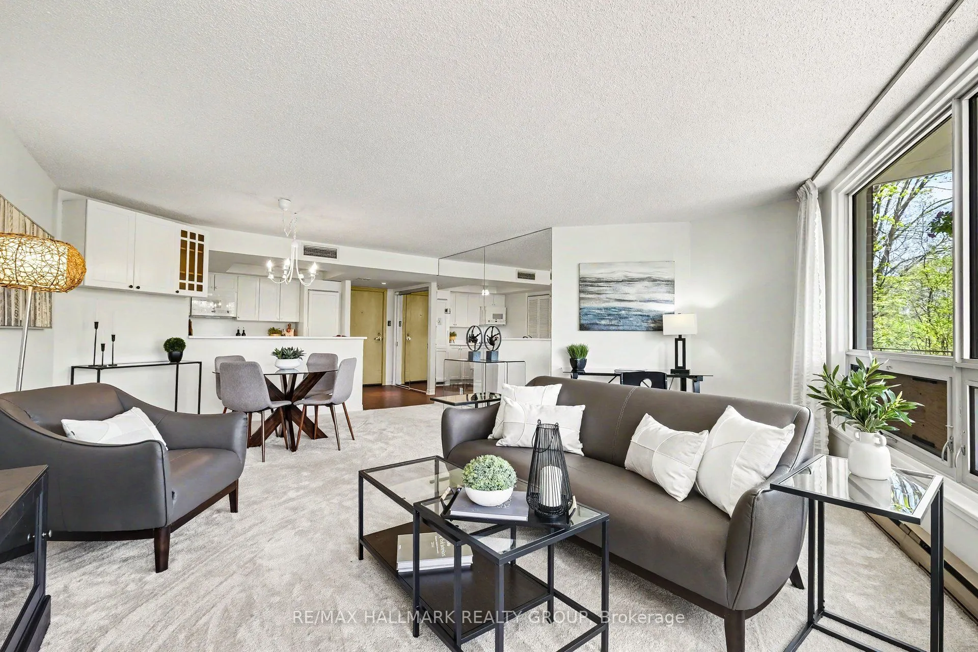 30 Charlevoix Street #103