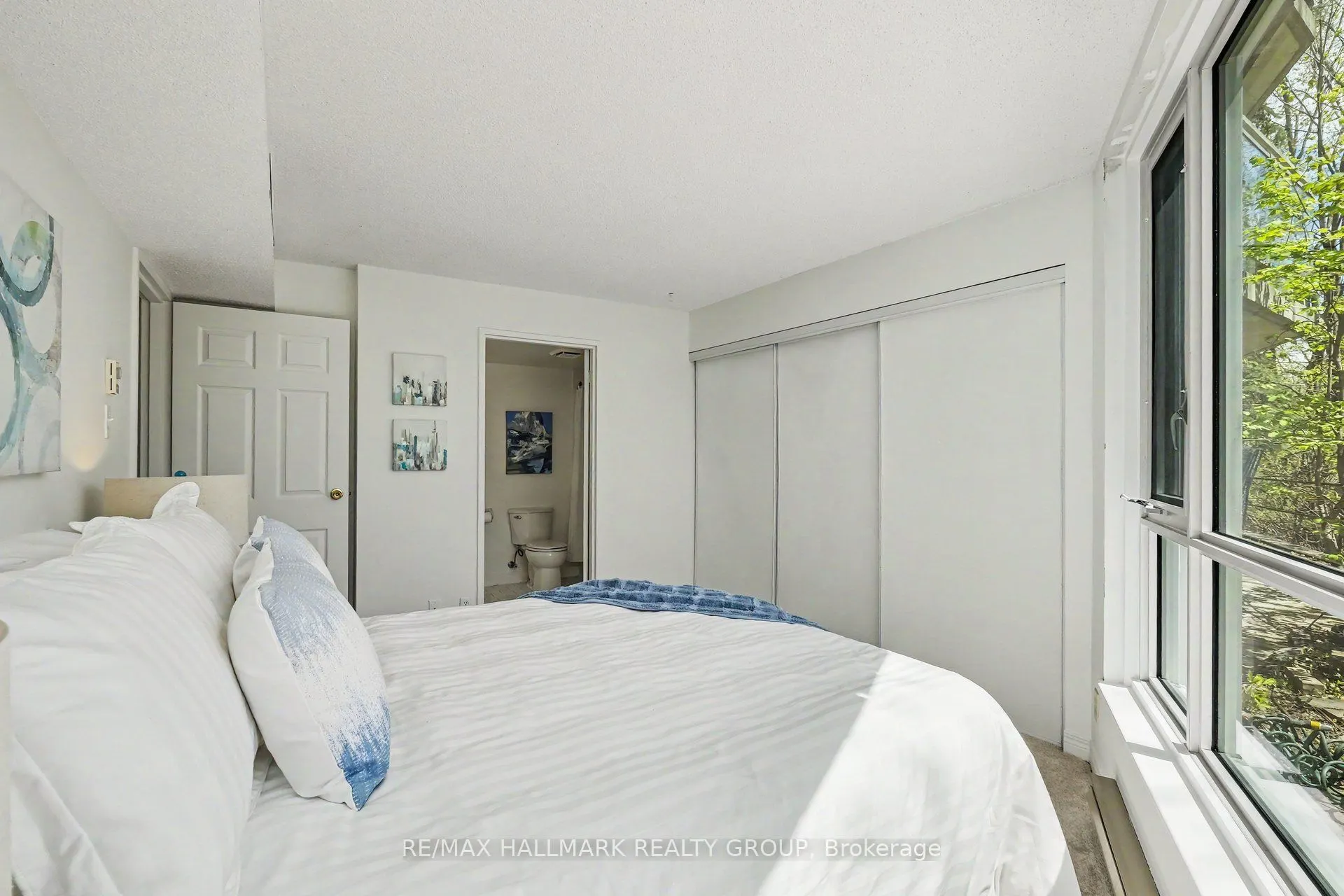 30 Charlevoix Street #103
