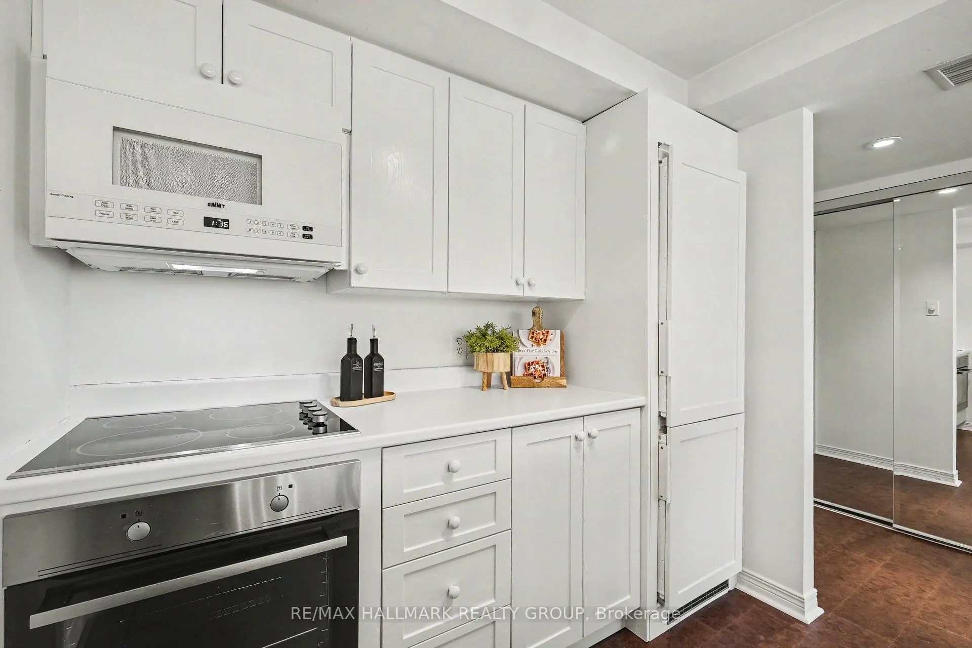 30 Charlevoix Street #103