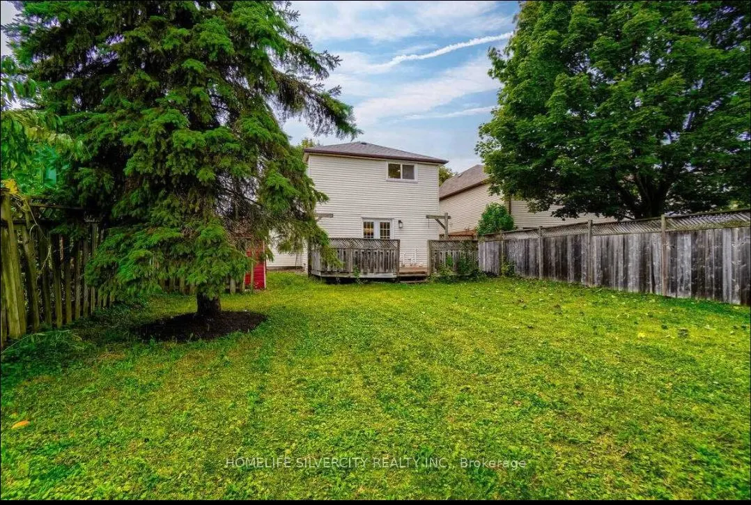 731 Elgin Street N
