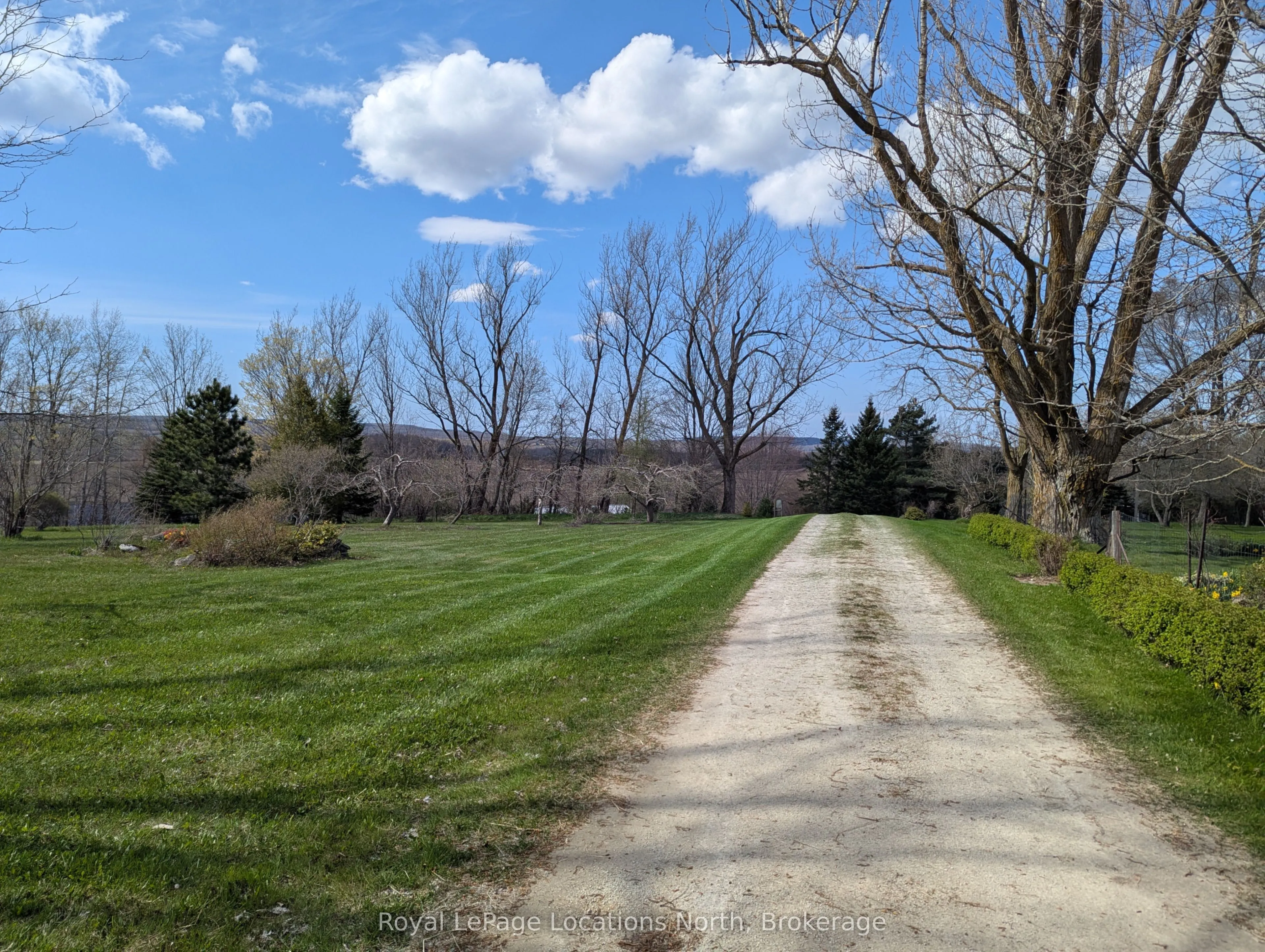 125552 13 Side Road