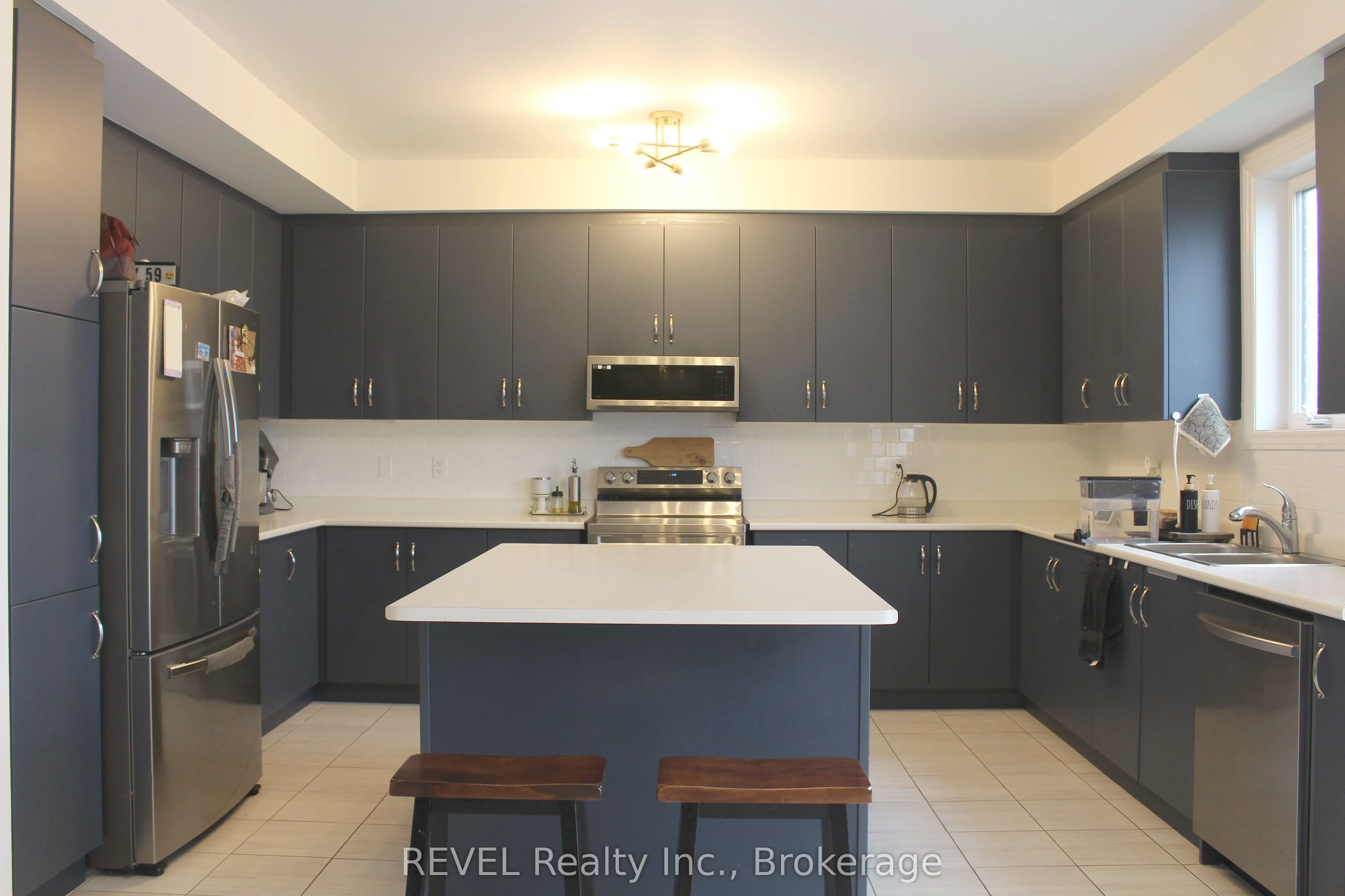 58 Oriole Crescent