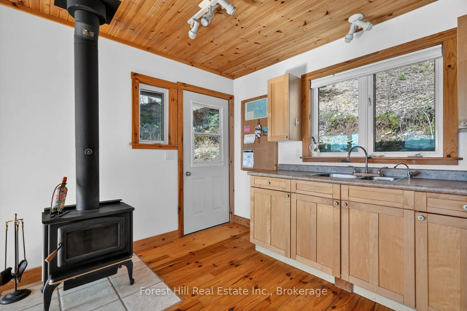 10835 Raven Lake West Shore Township