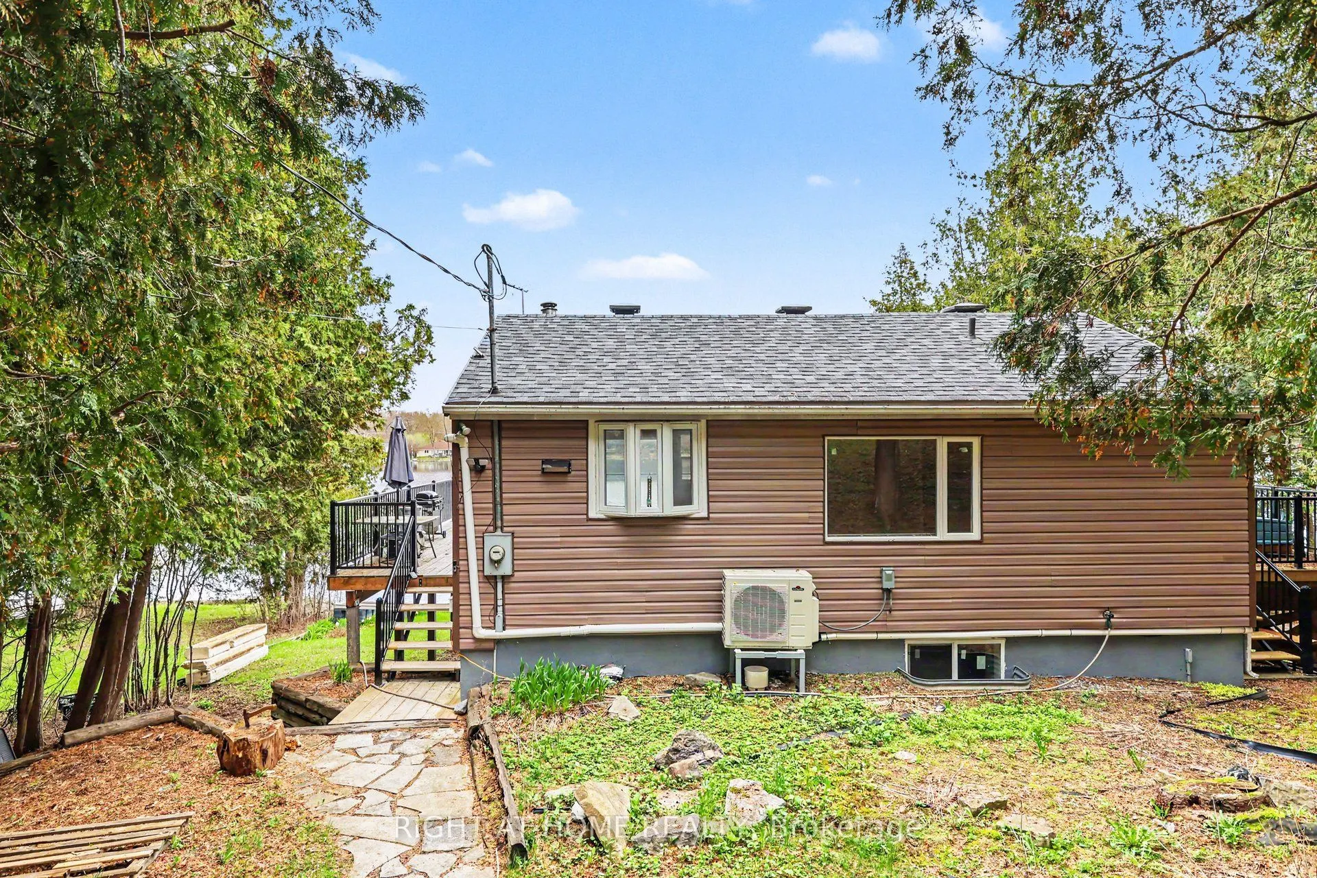 4664 Northwoods Drive