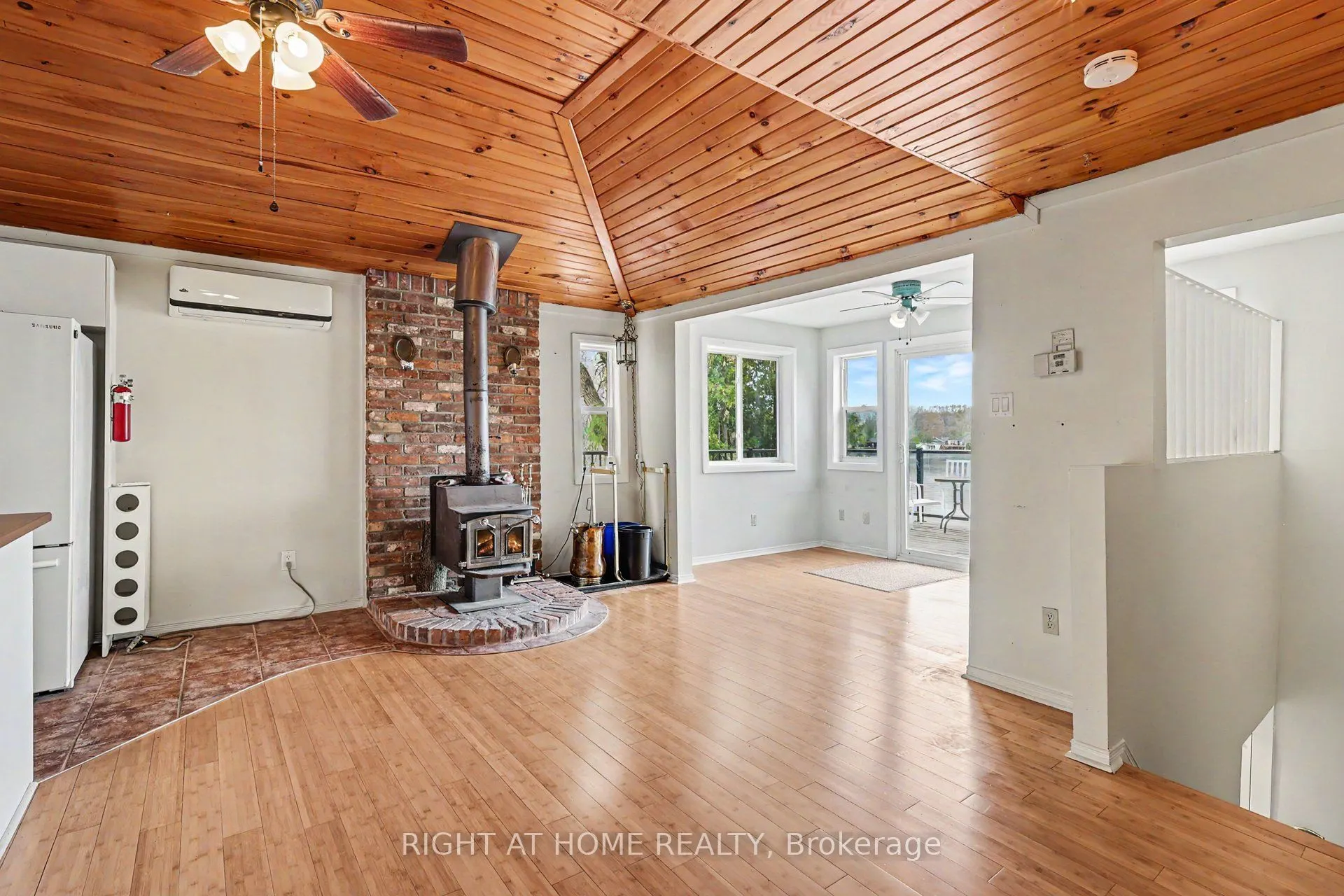 4664 Northwoods Drive