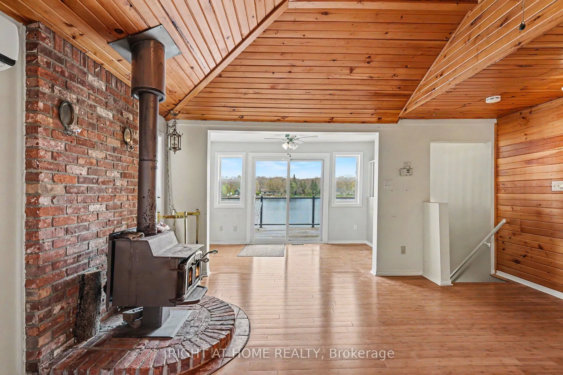 4664 Northwoods Drive