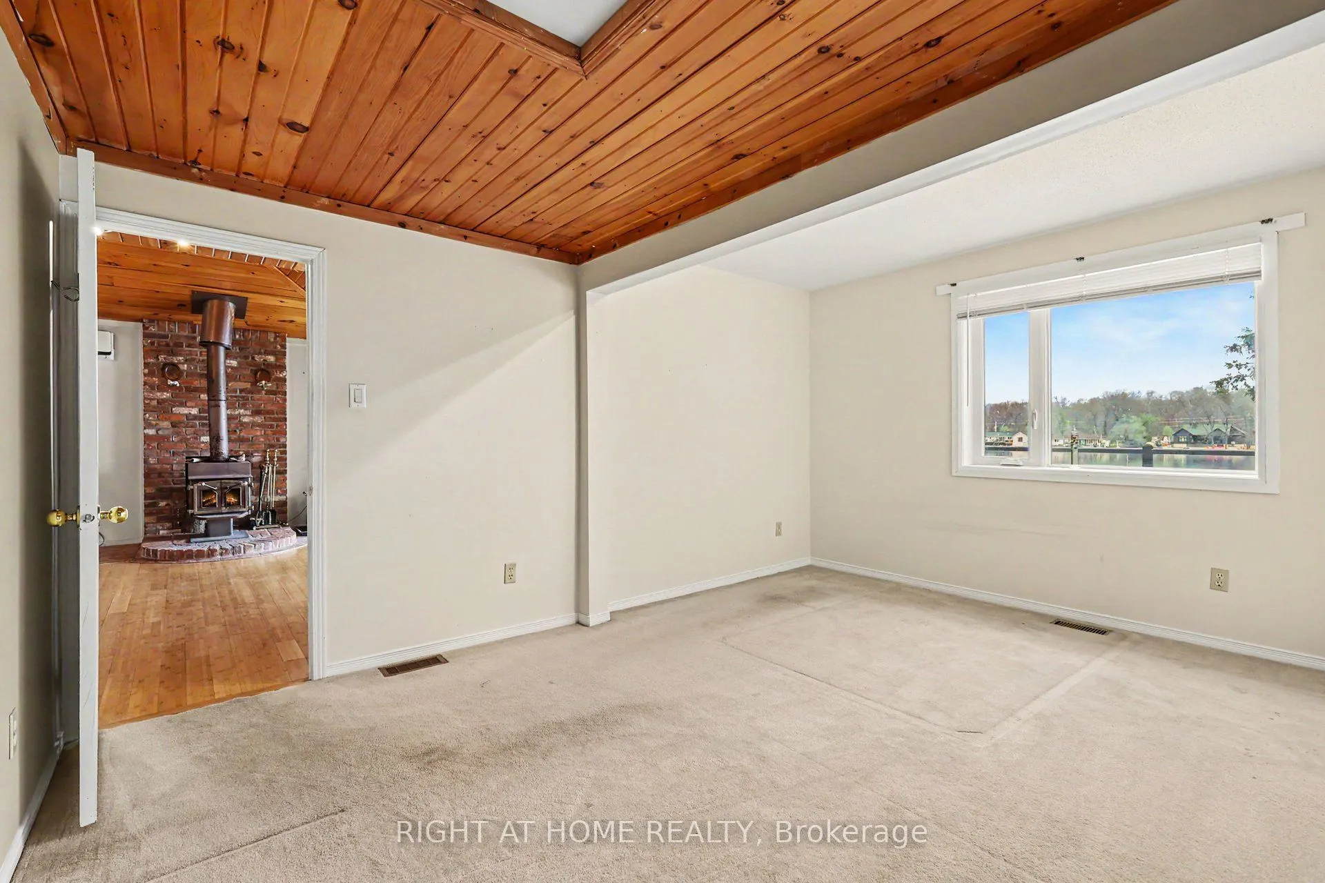 4664 Northwoods Drive