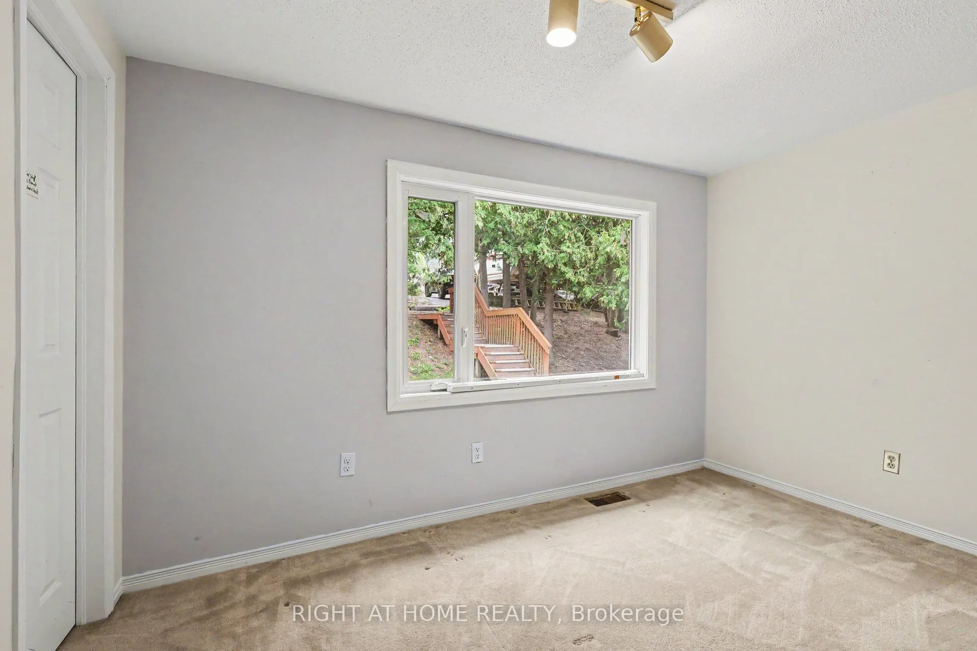 4664 Northwoods Drive