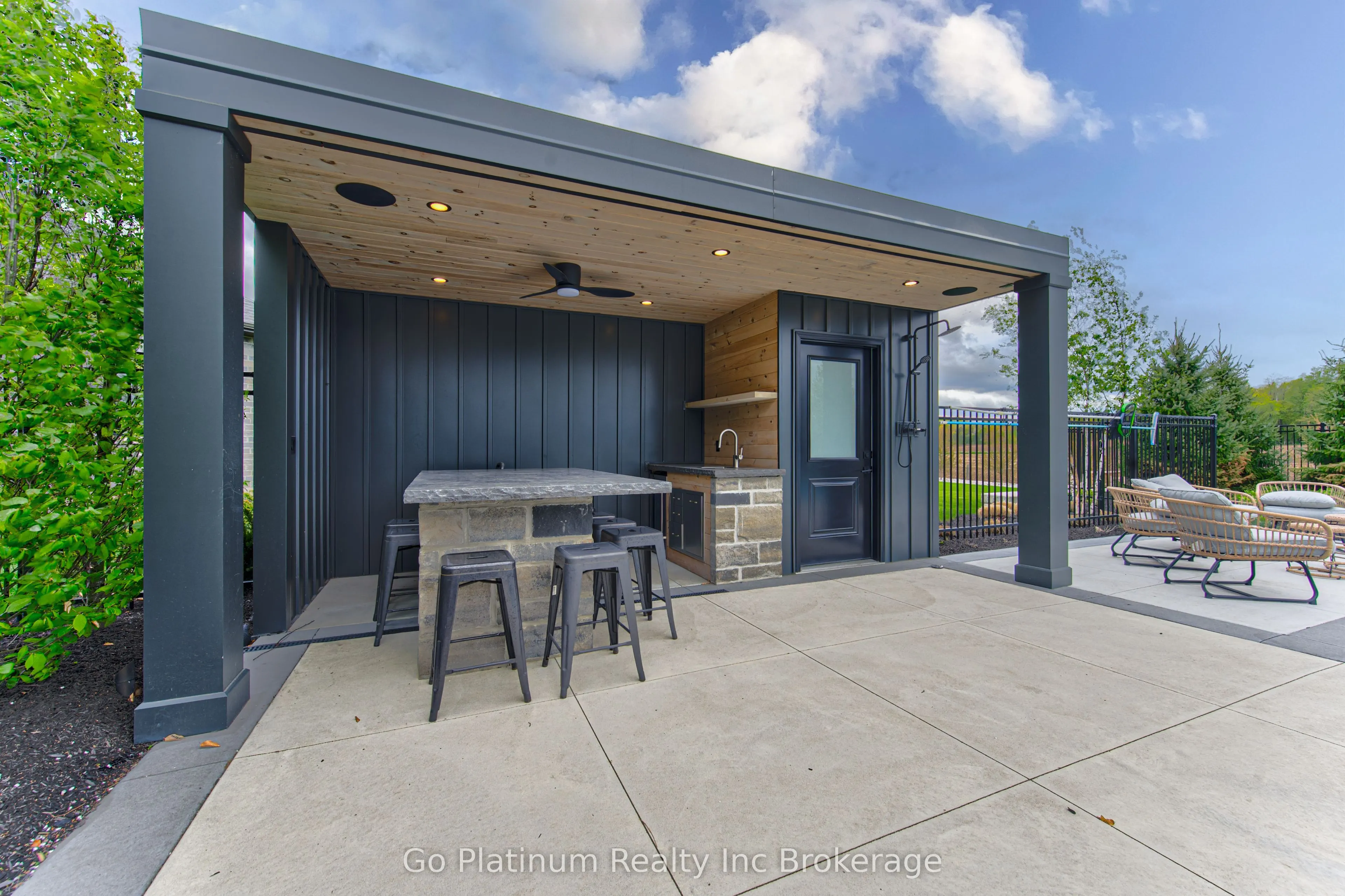 100 Deer Crescent