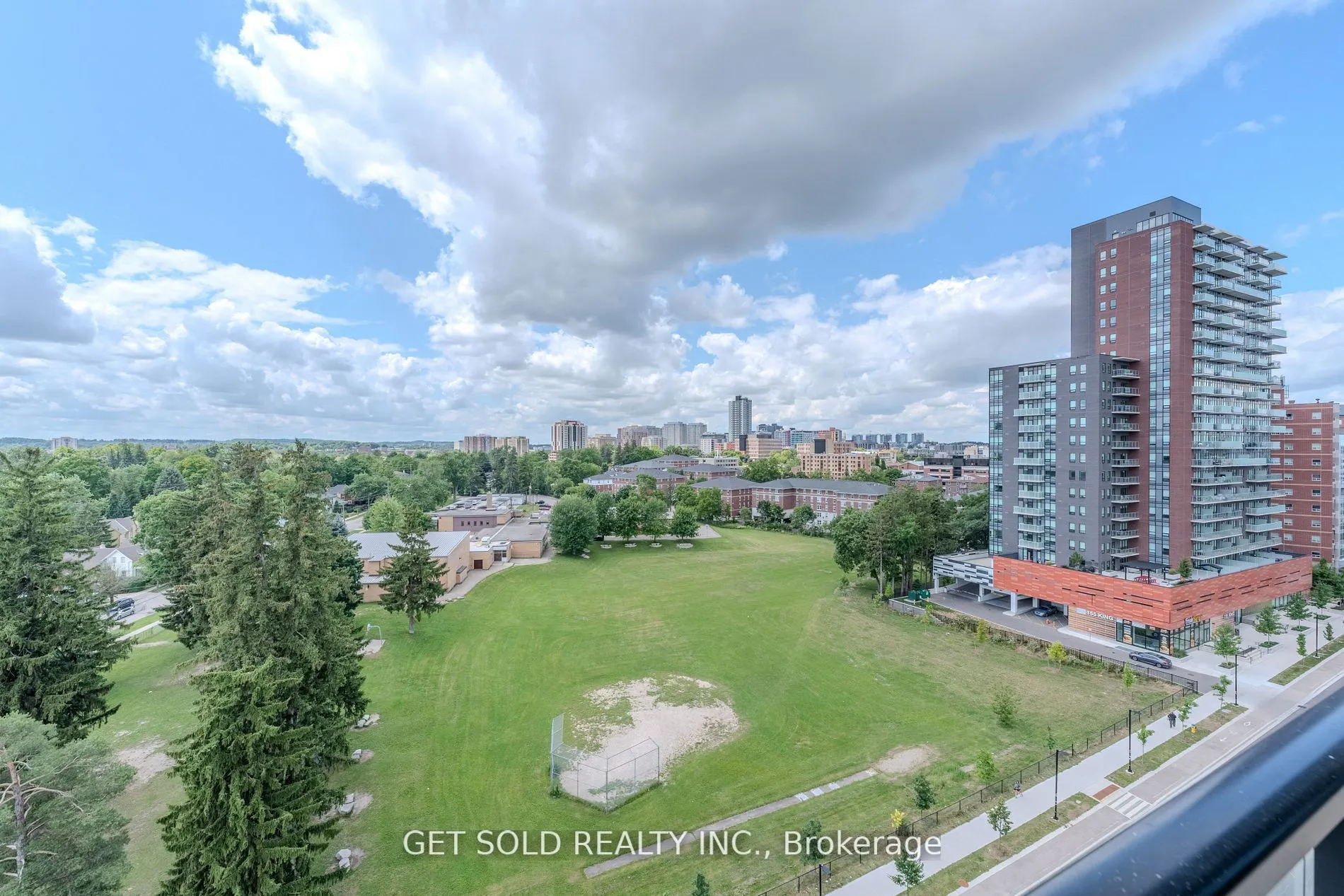 128 King Street N #1105