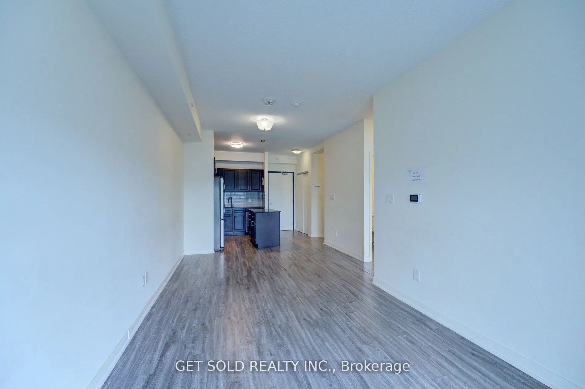 128 King Street N #1105