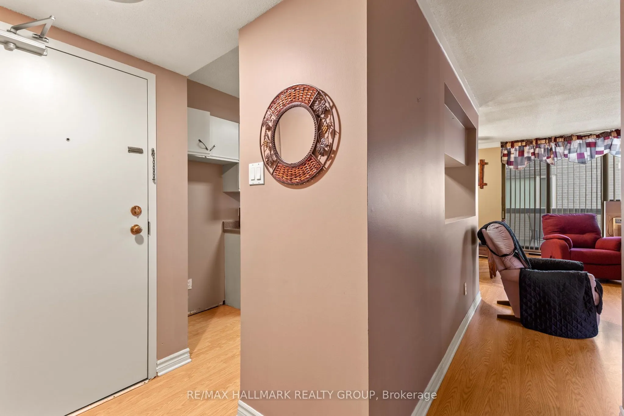 191 Parkdale Avenue #308