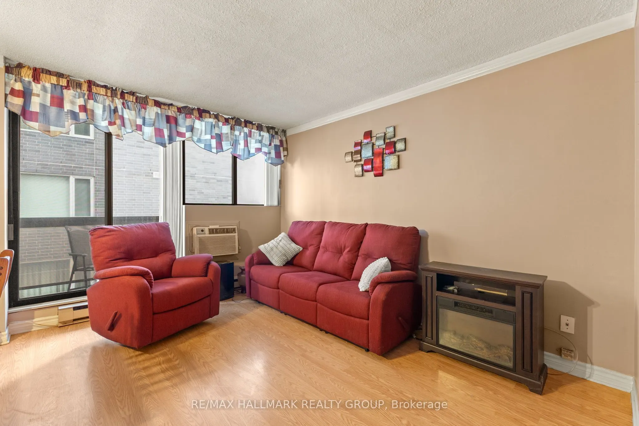 191 Parkdale Avenue #308