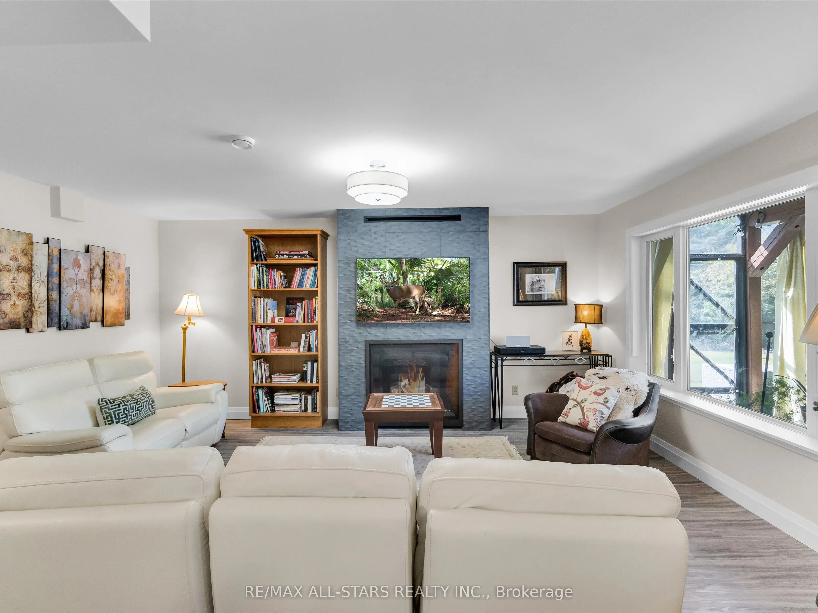 1435 Falkenburg Road
