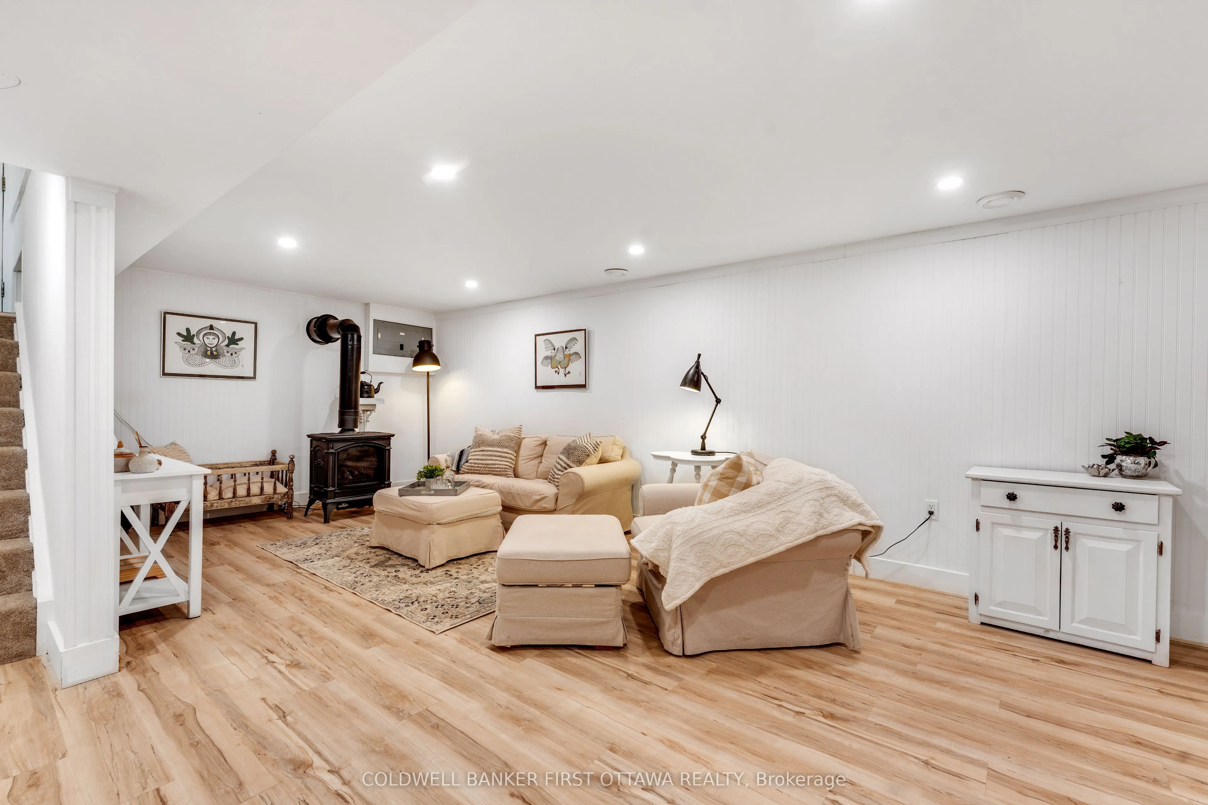 2498 Rideau Ferry Road