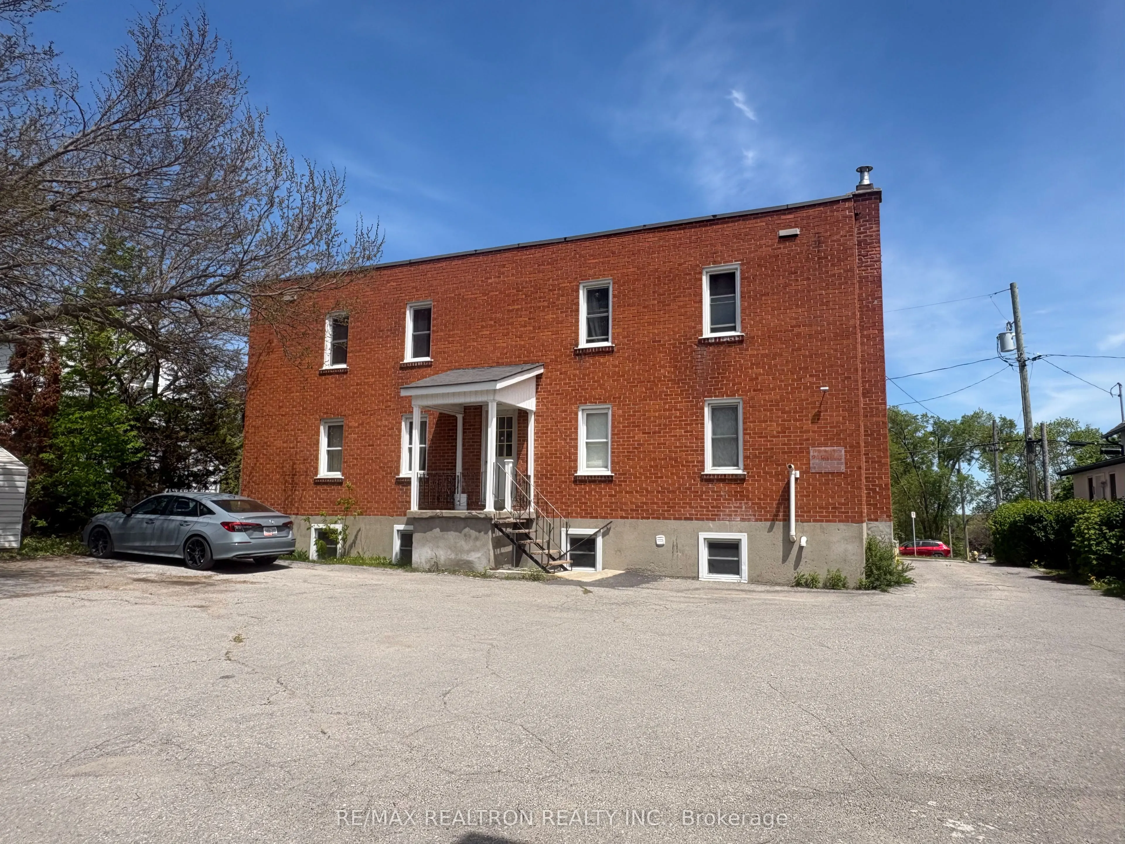 28 Mccoll Street