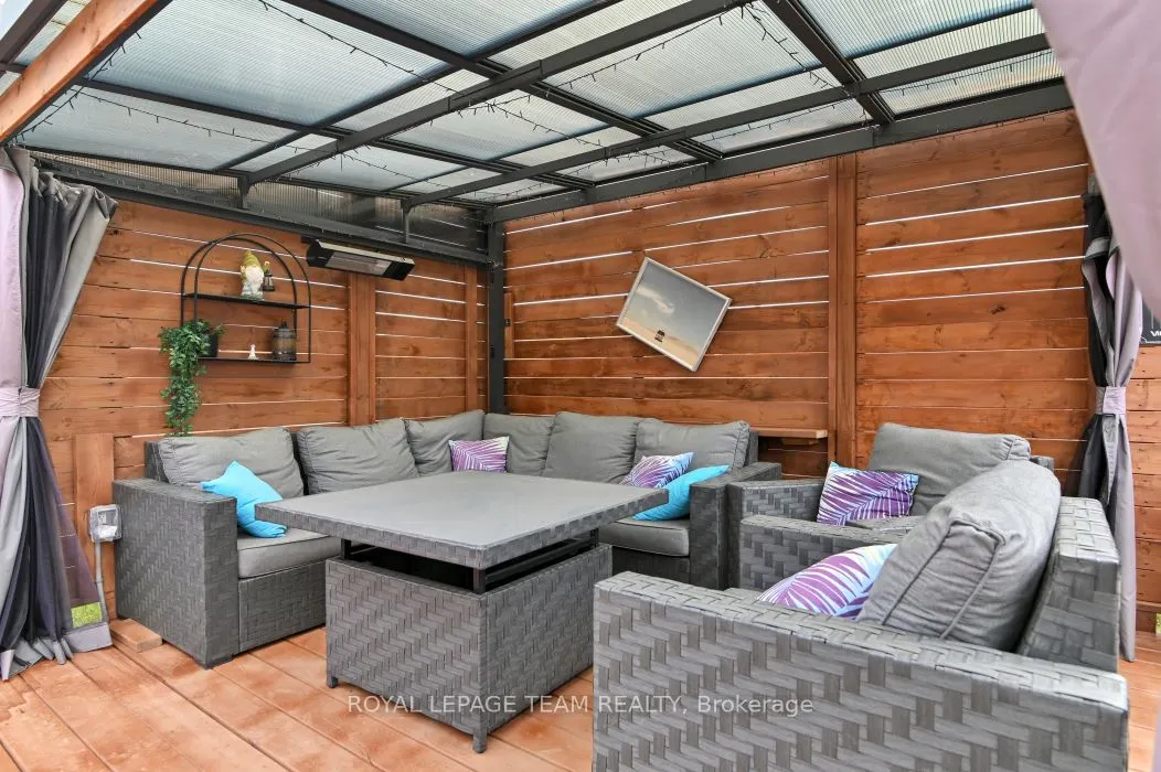 203 Filion Street