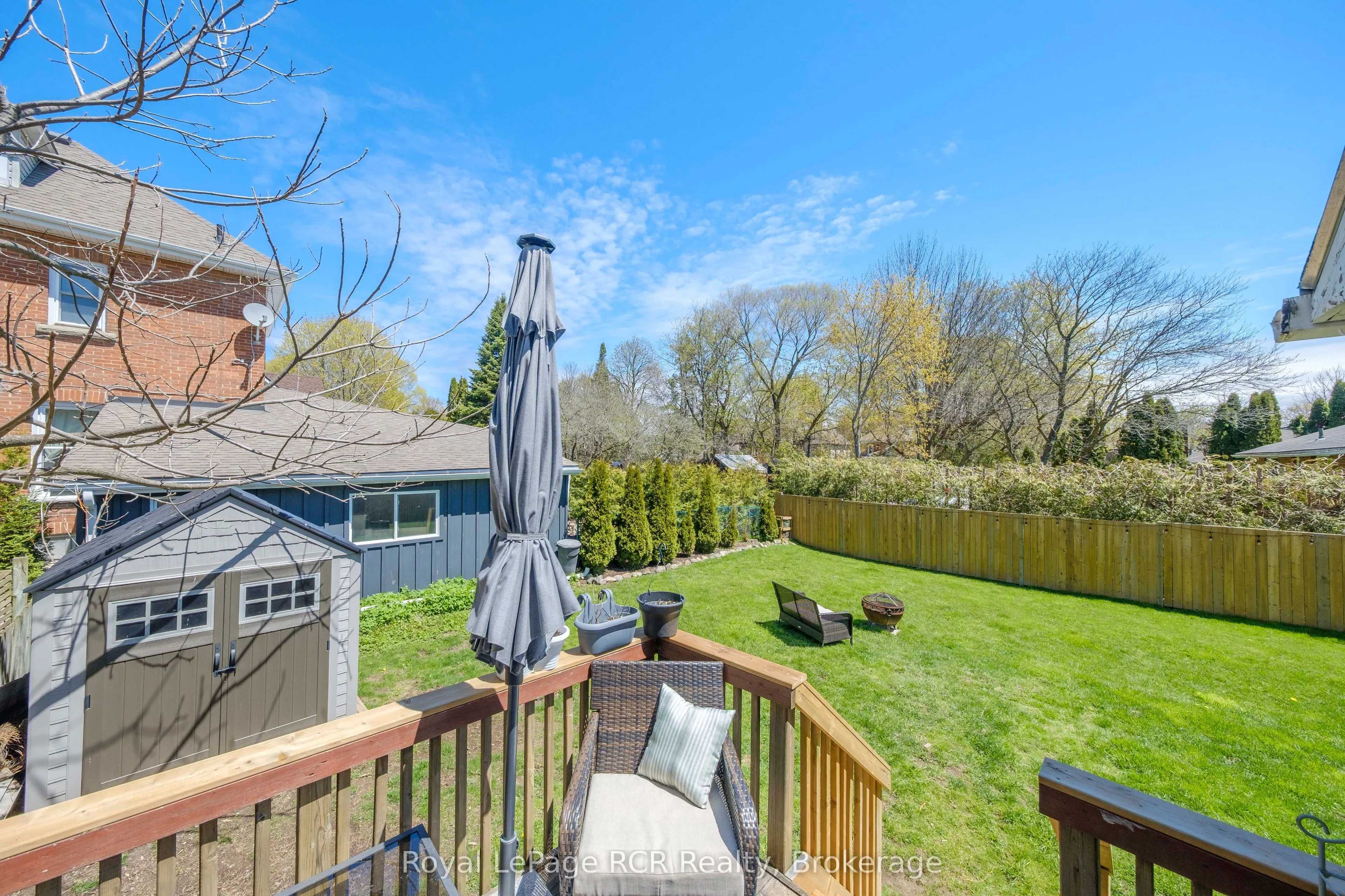 494 16th Street W