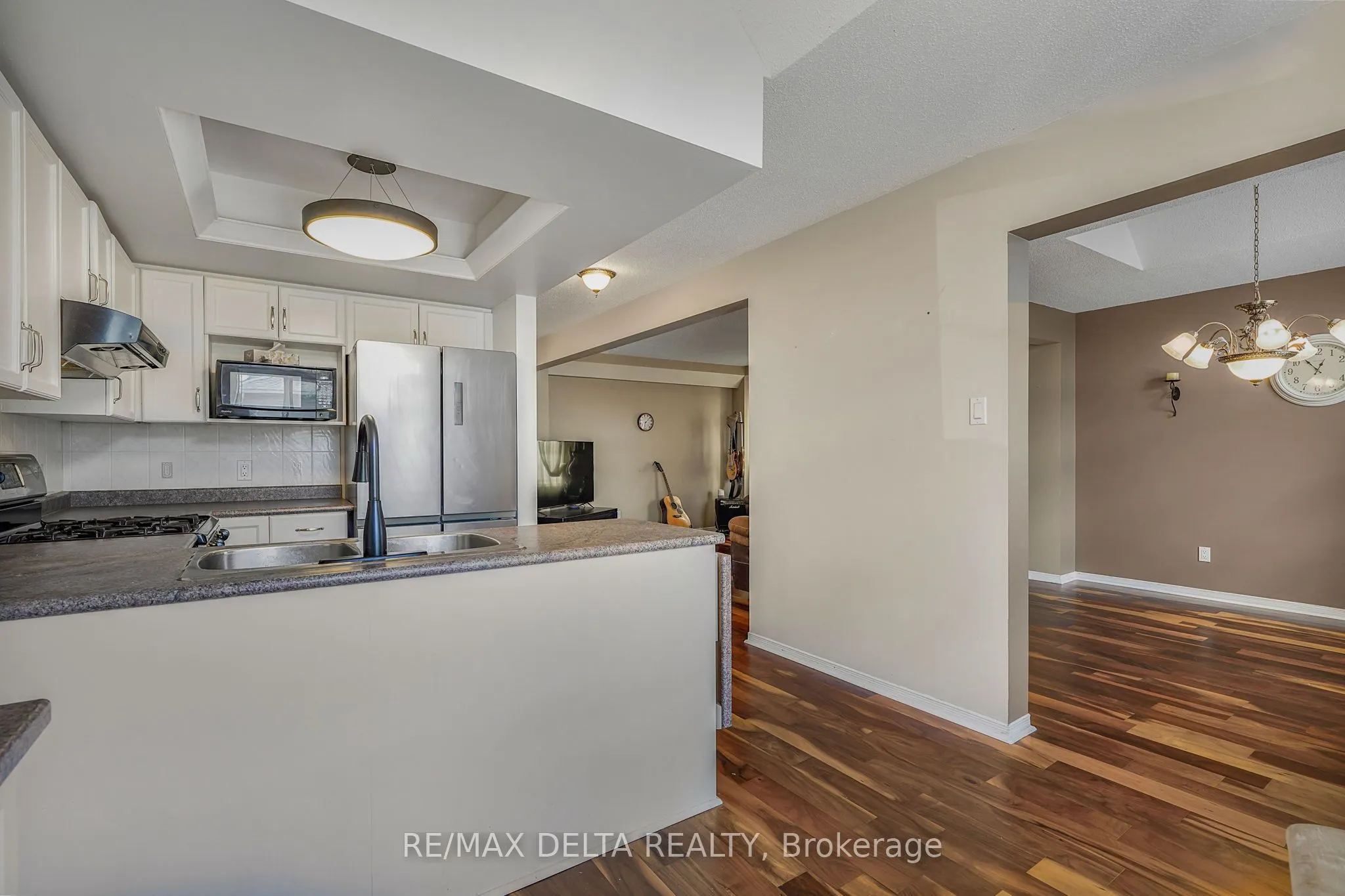 2218 Cecile Crescent