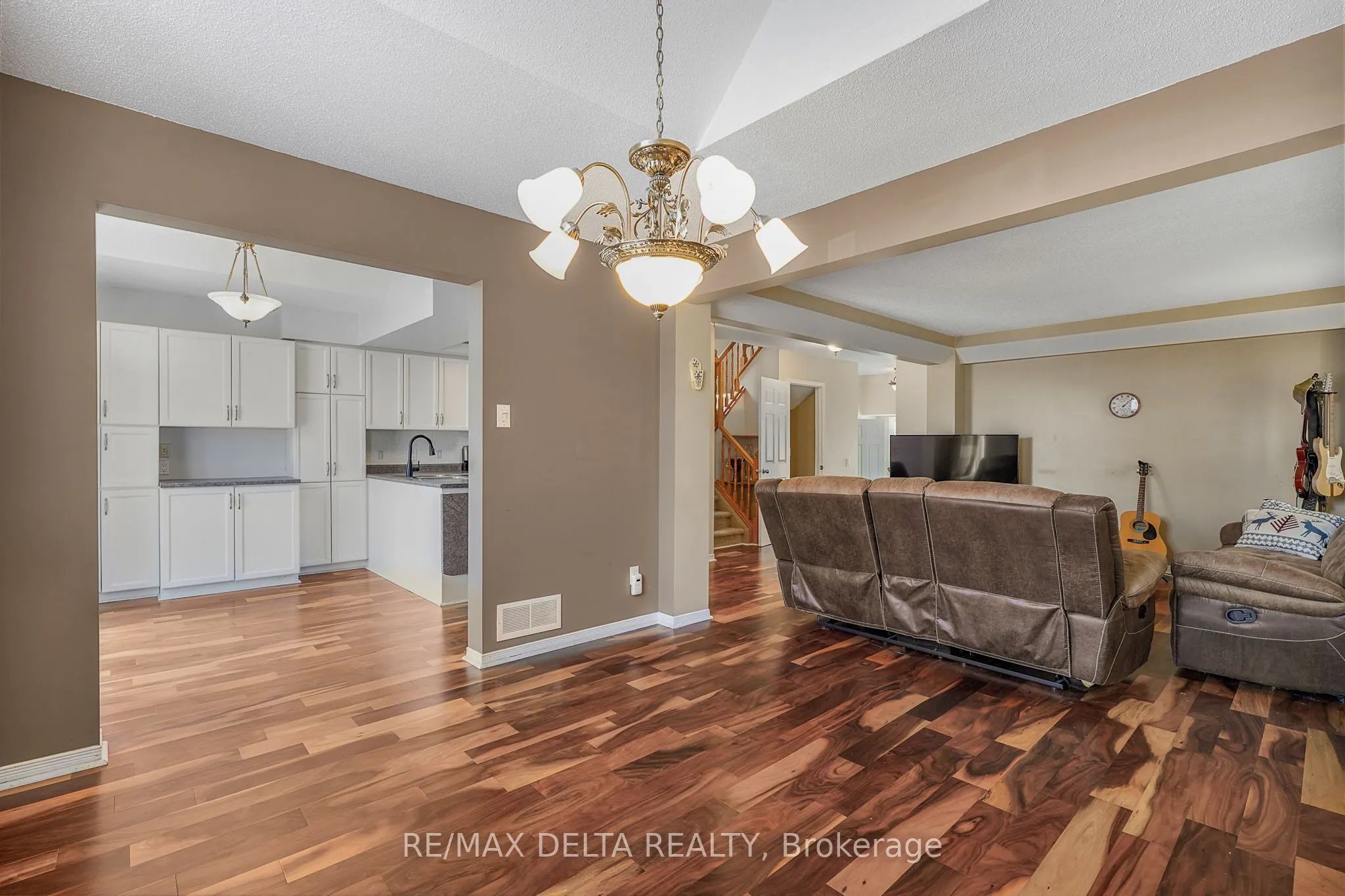 2218 Cecile Crescent