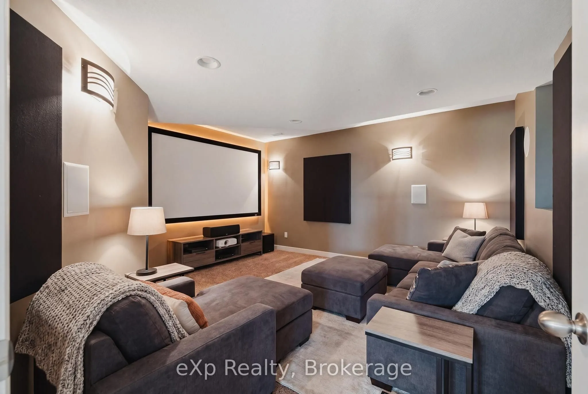 138430 112 Grey Road