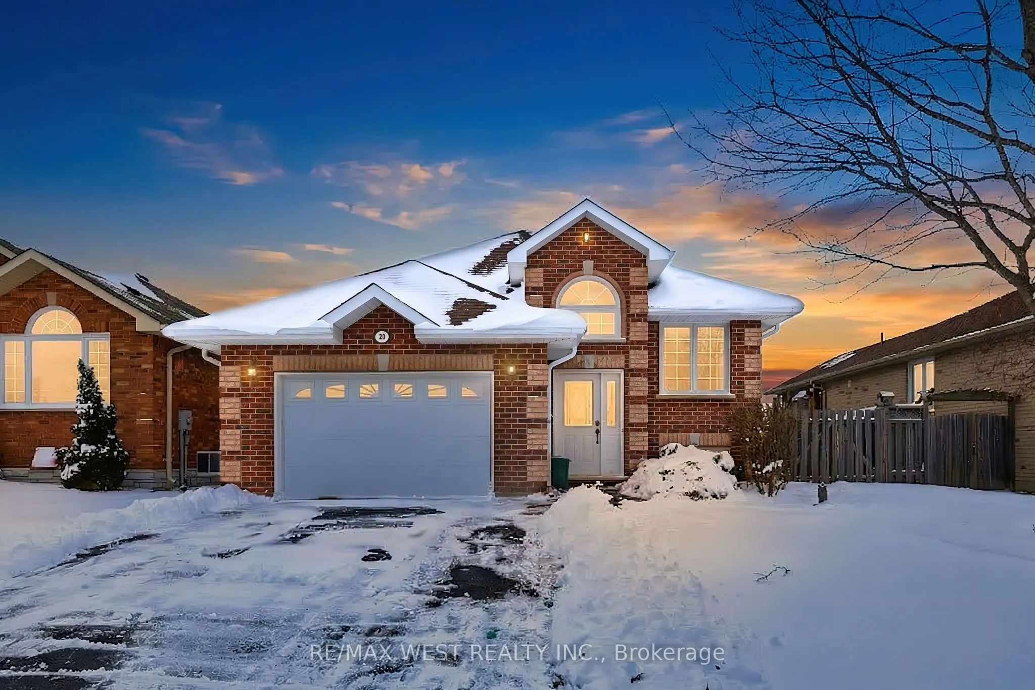 20 Eakins Crescent