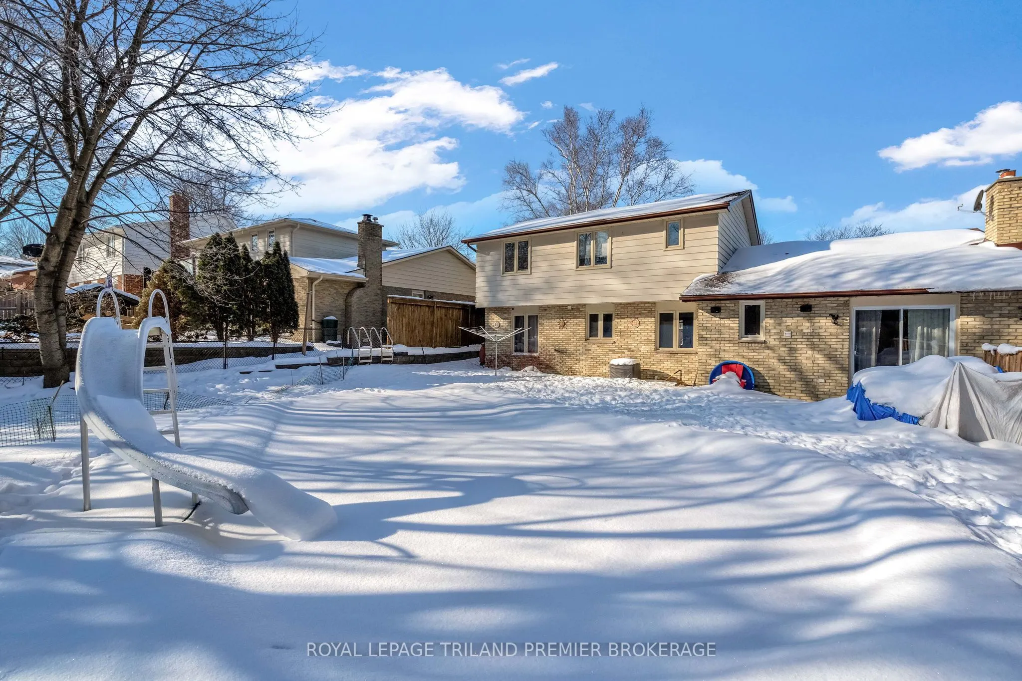 31 Foxcroft Crescent