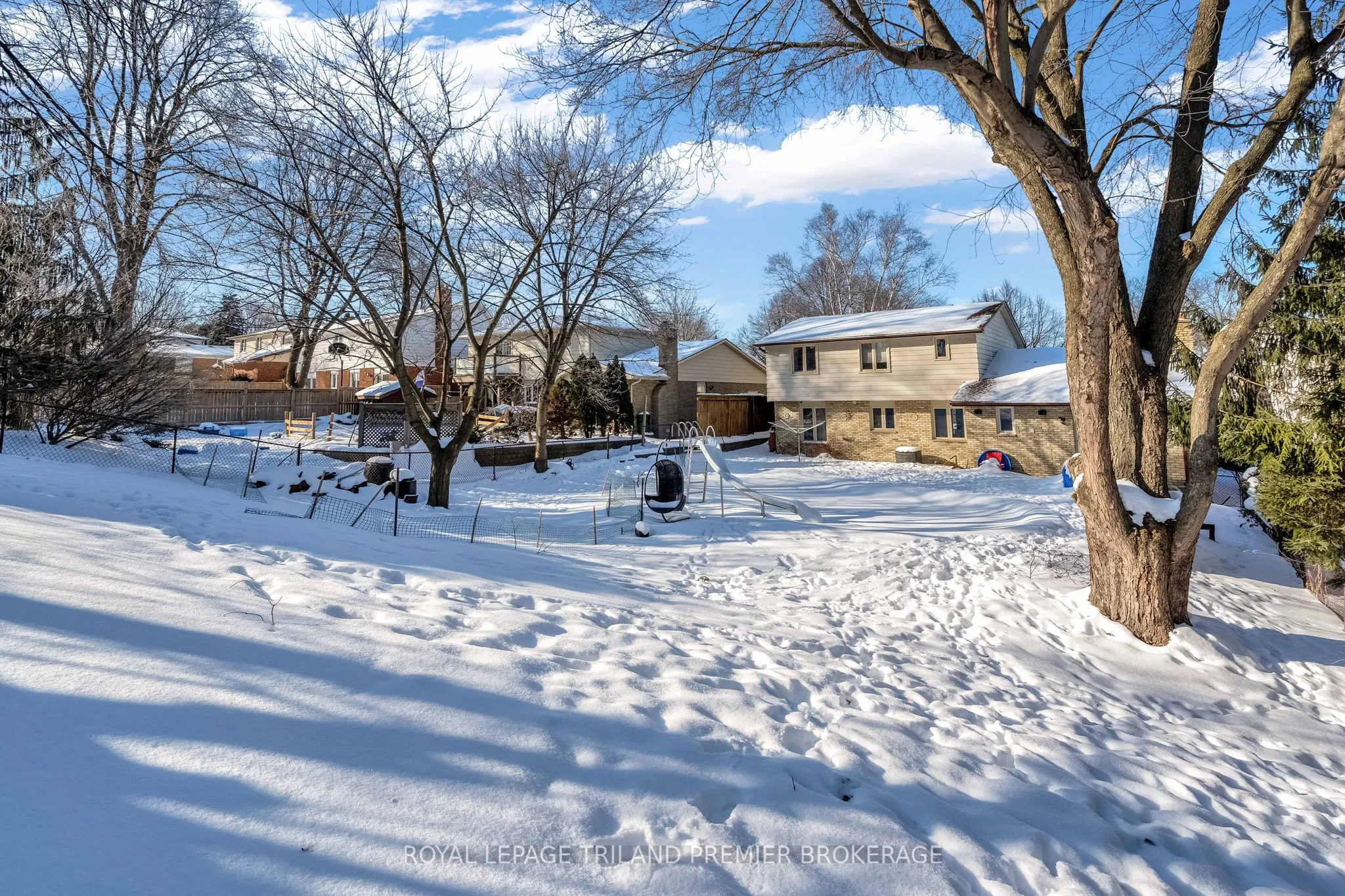 31 Foxcroft Crescent