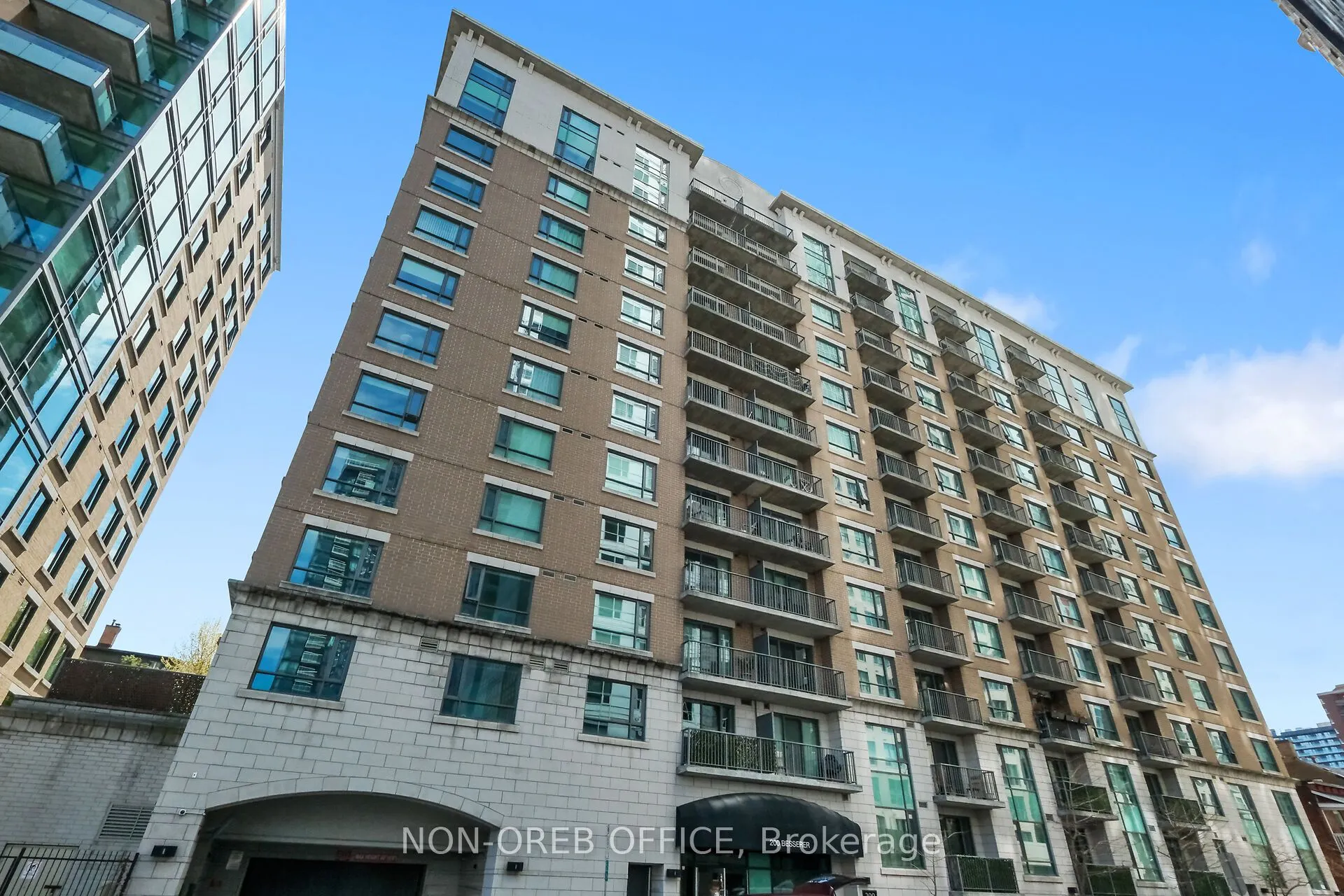 200 BESSERER Street #512