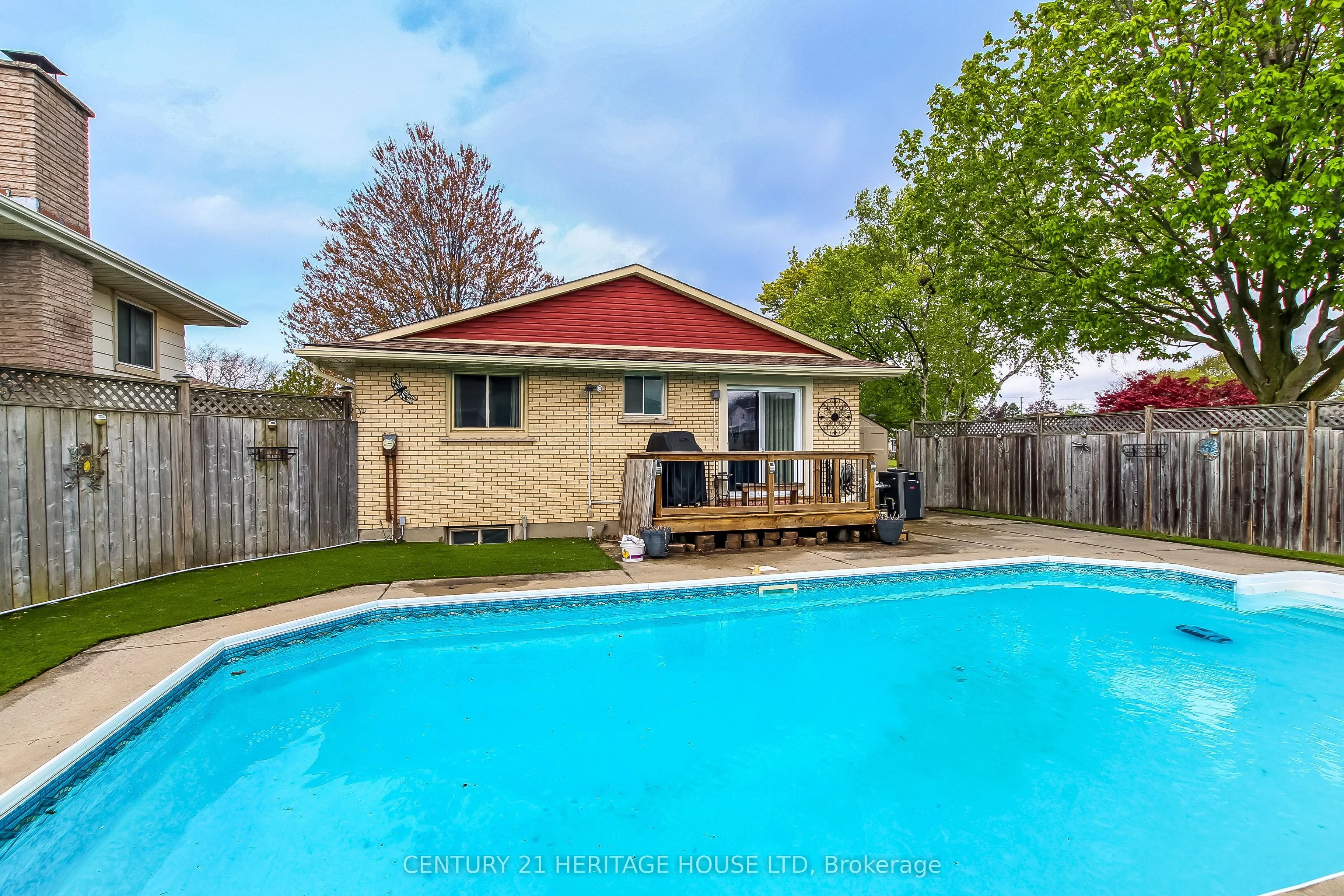 2 David Drive