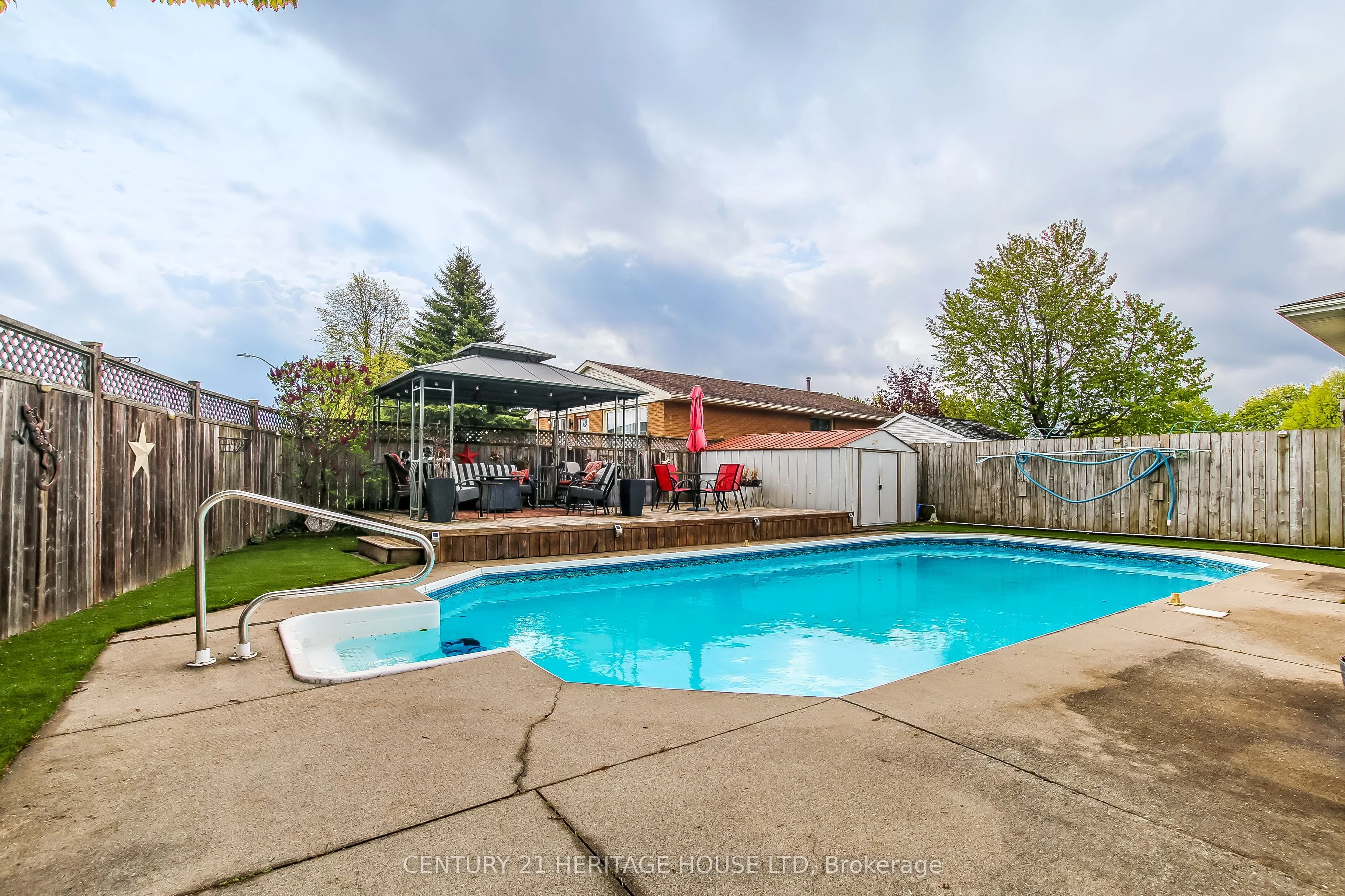 2 David Drive