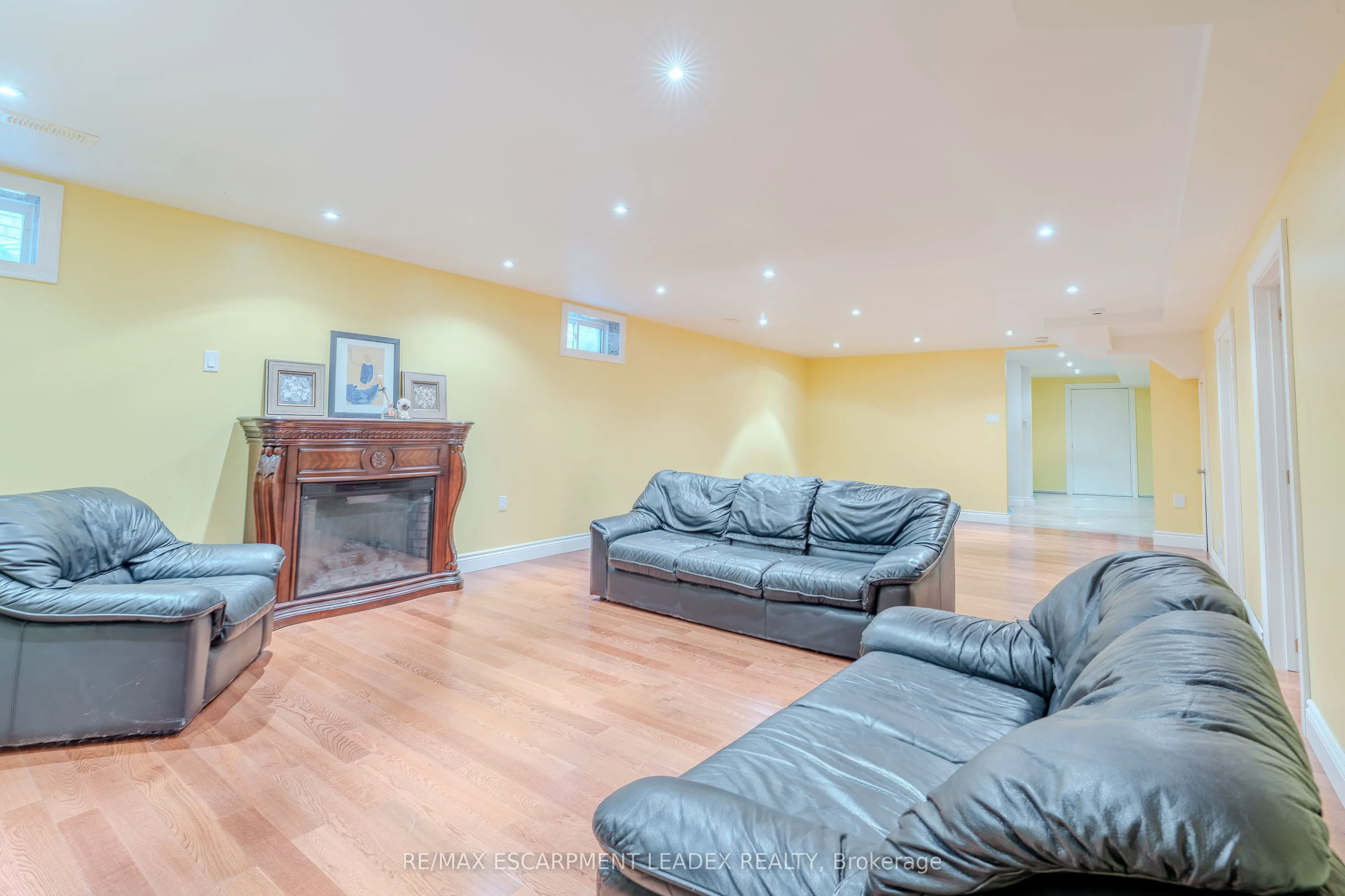 79 Moorland Crescent
