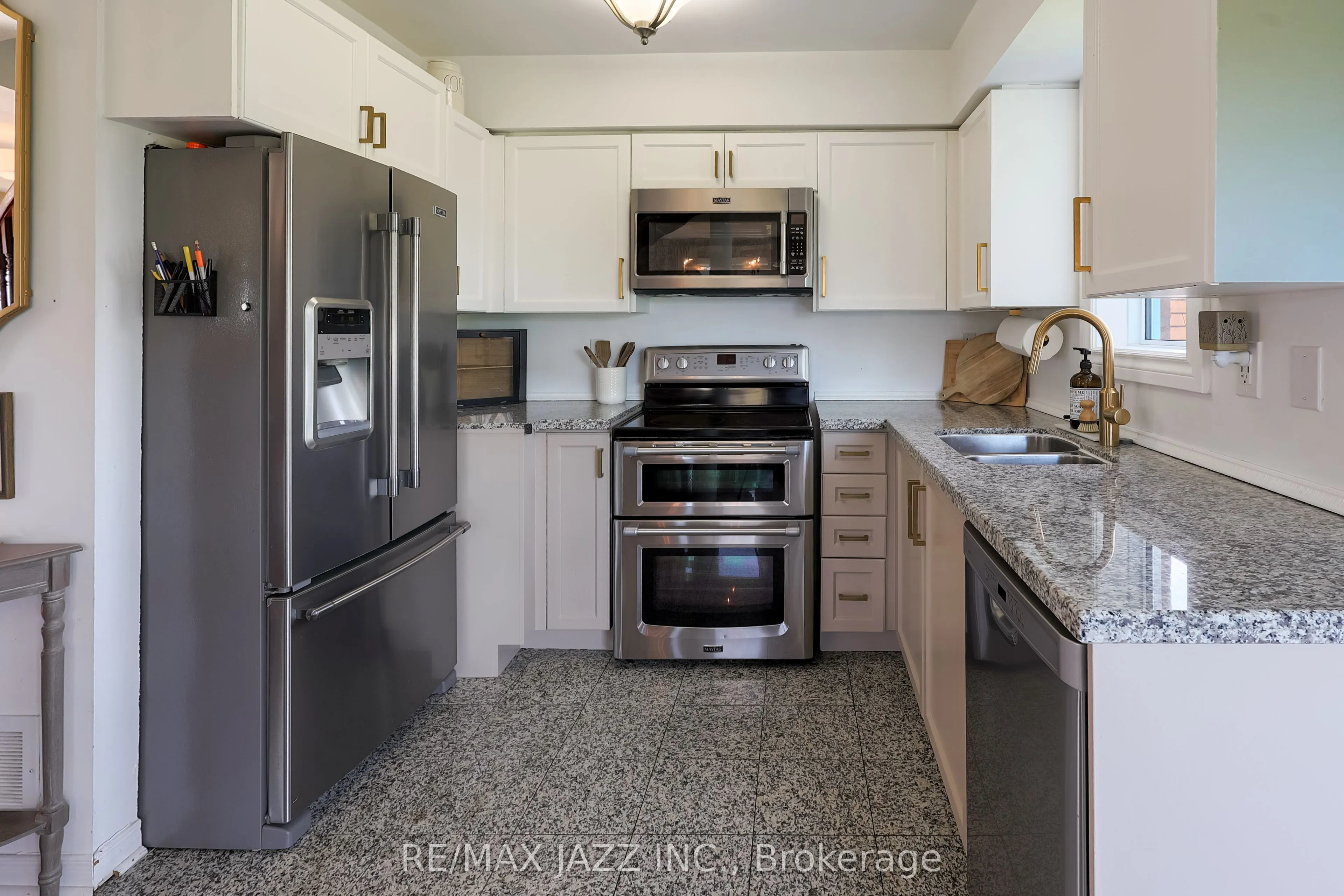 29 Songbird Crescent