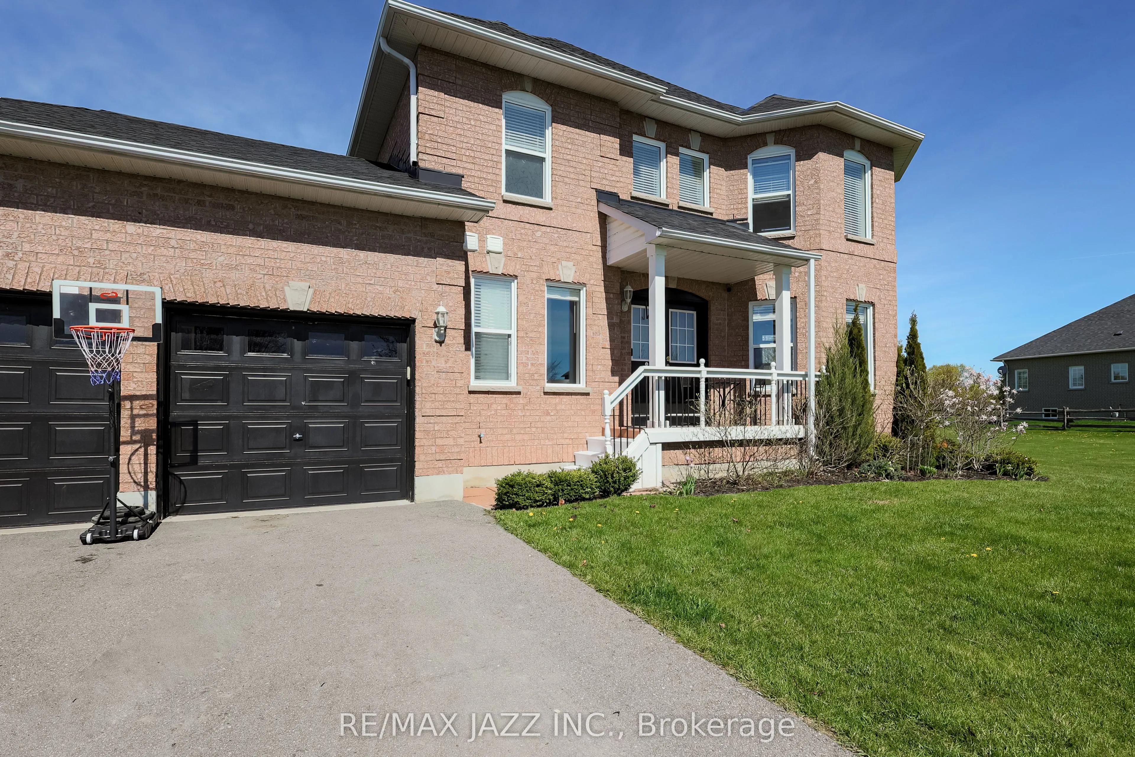 29 Songbird Crescent