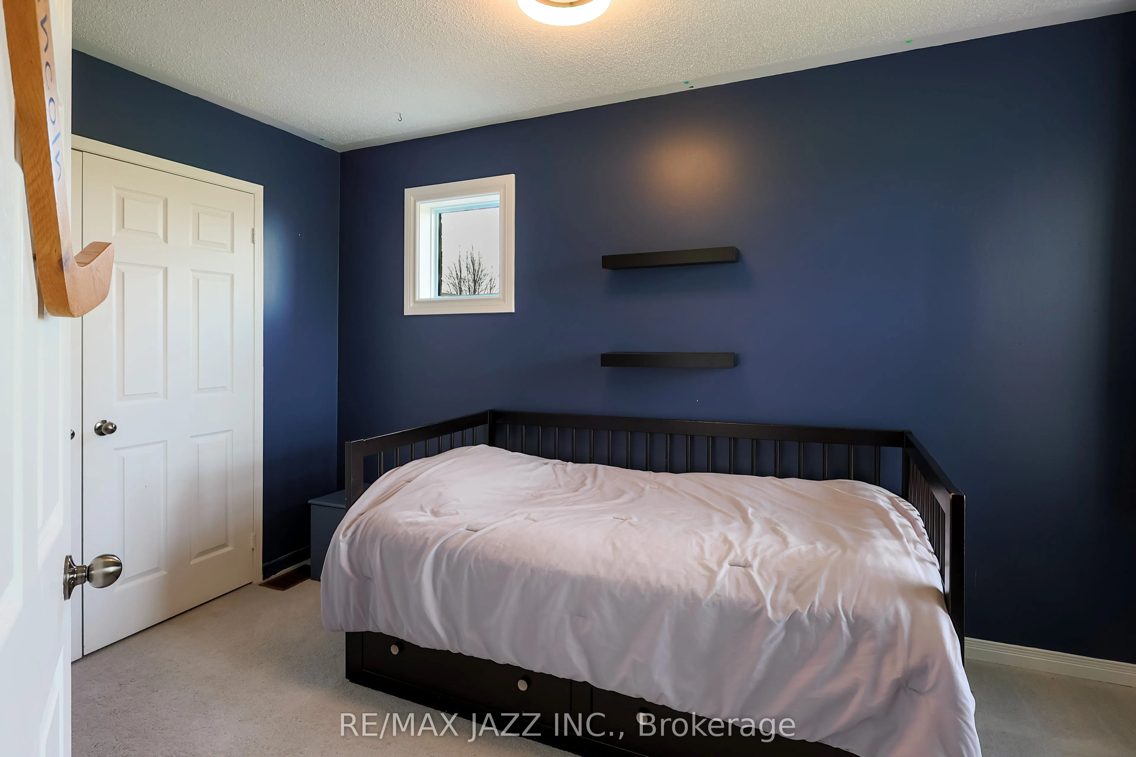 29 Songbird Crescent