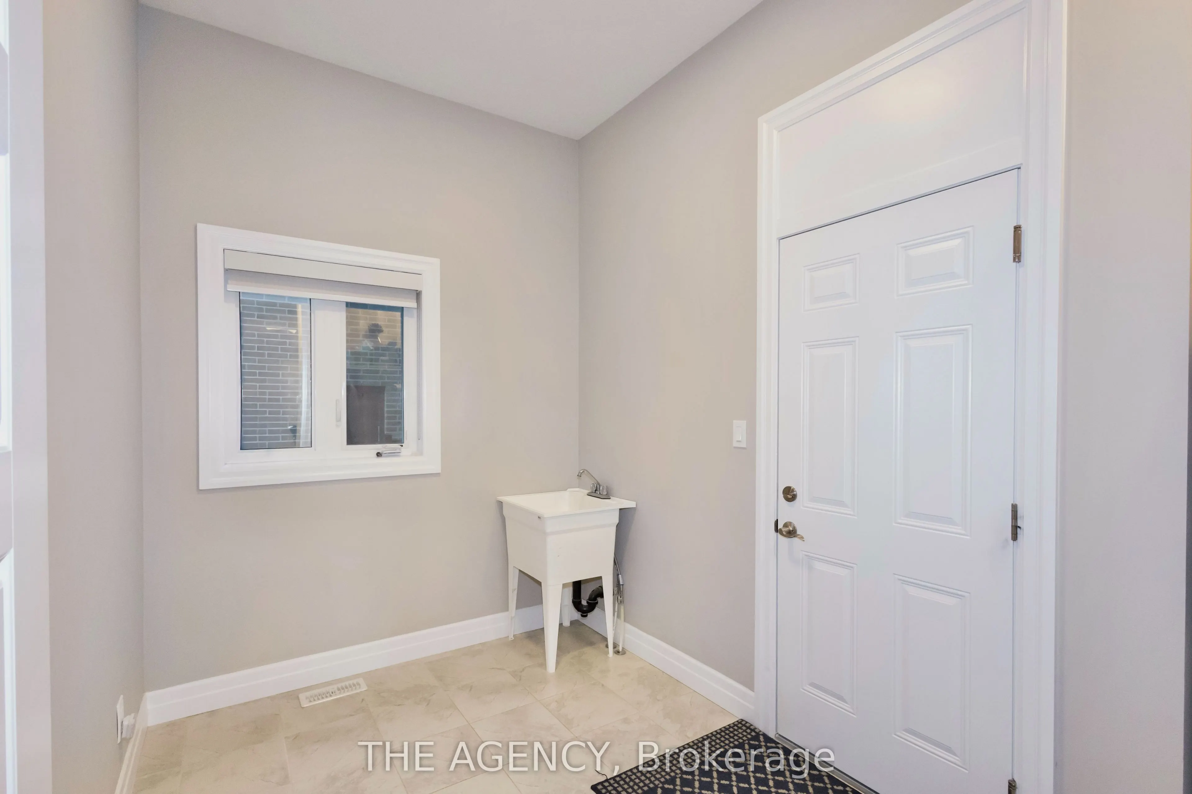 76 Grandville Circle