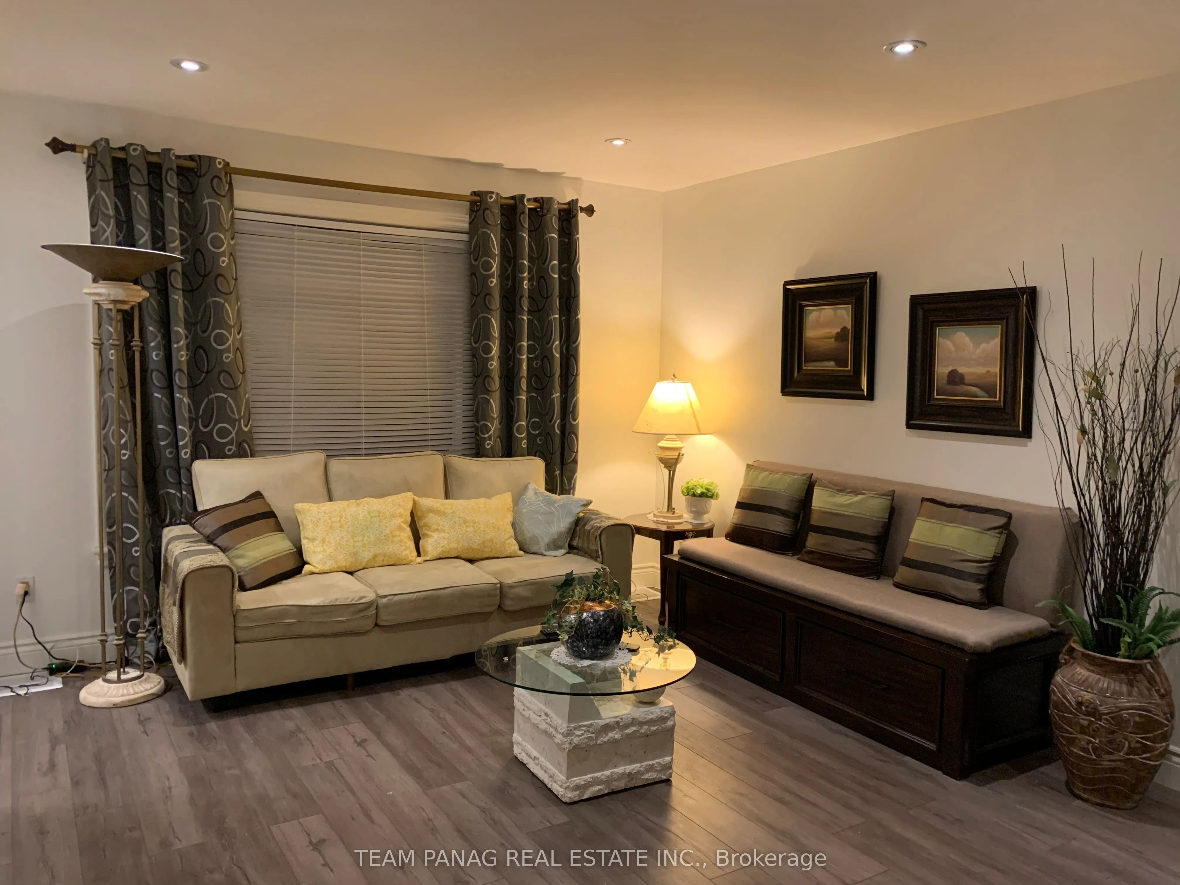 20 Kingsmount Street S