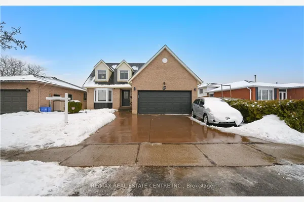 84 Viscount Road