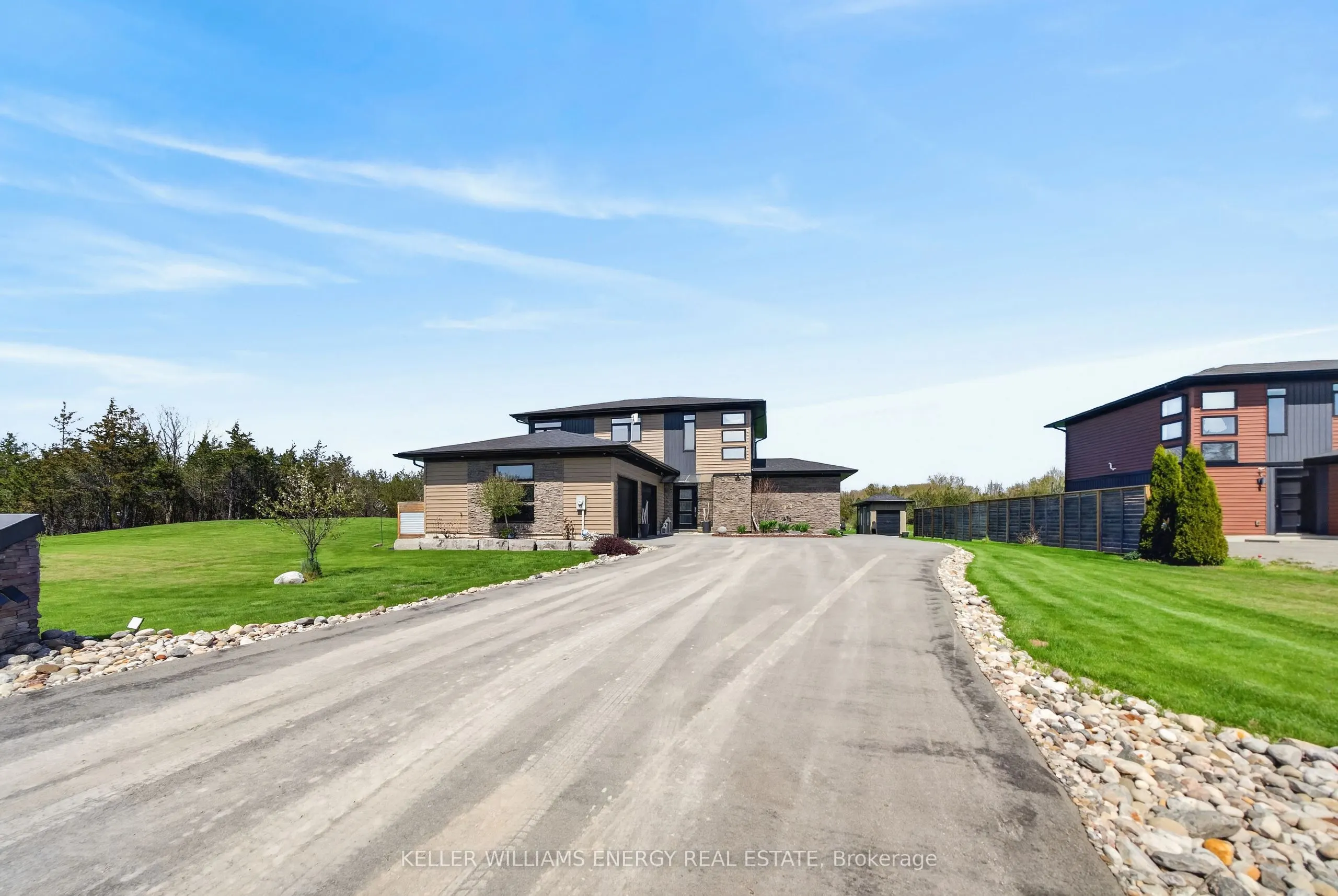 108 Foster Road
