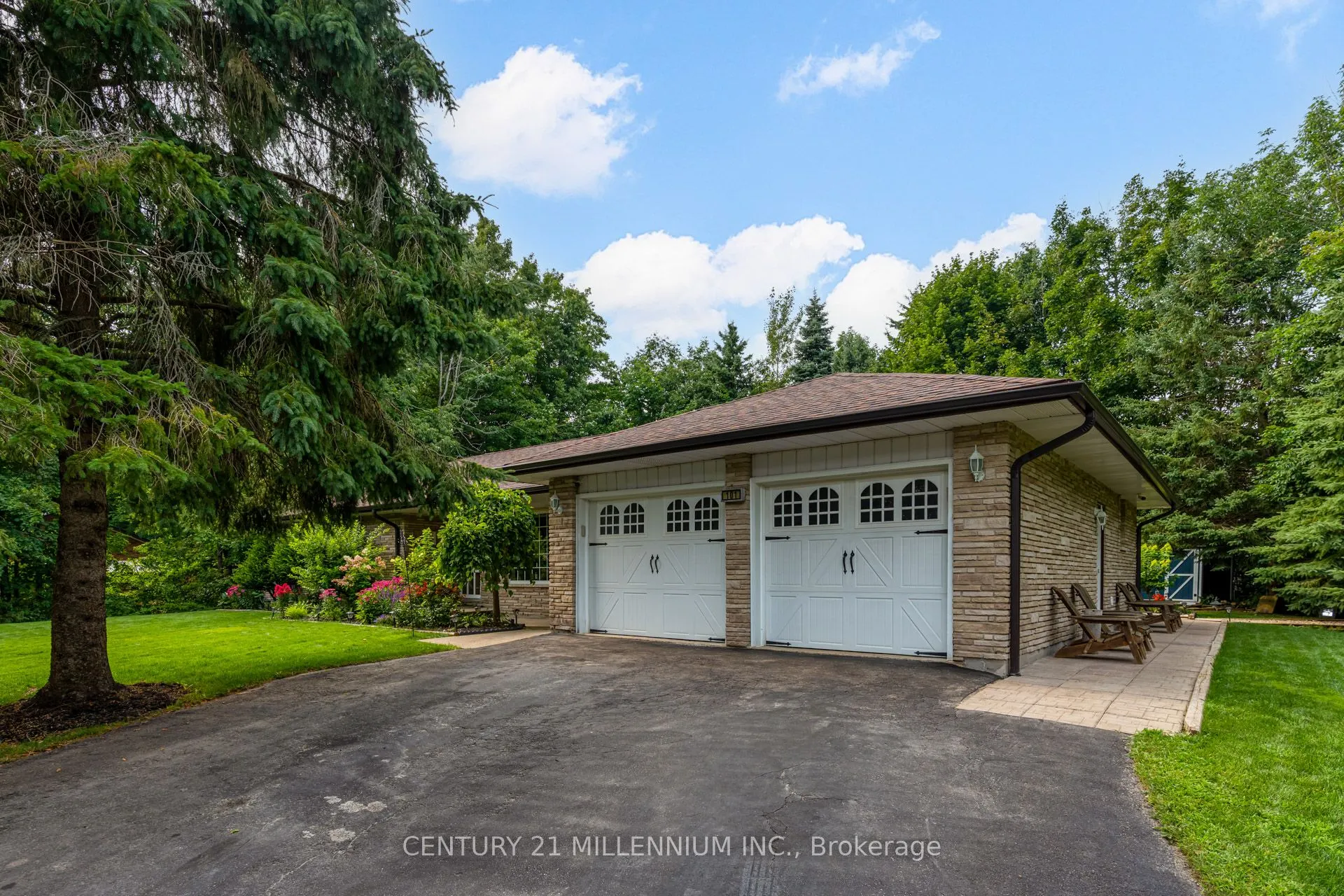 101 Birch Grove