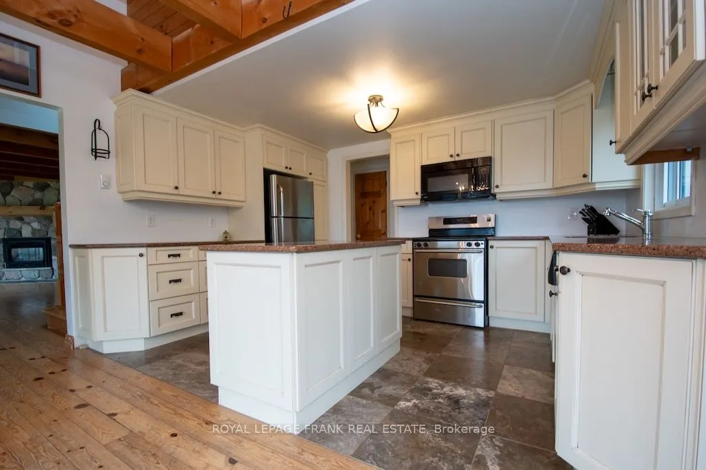 674 Dickie Road
