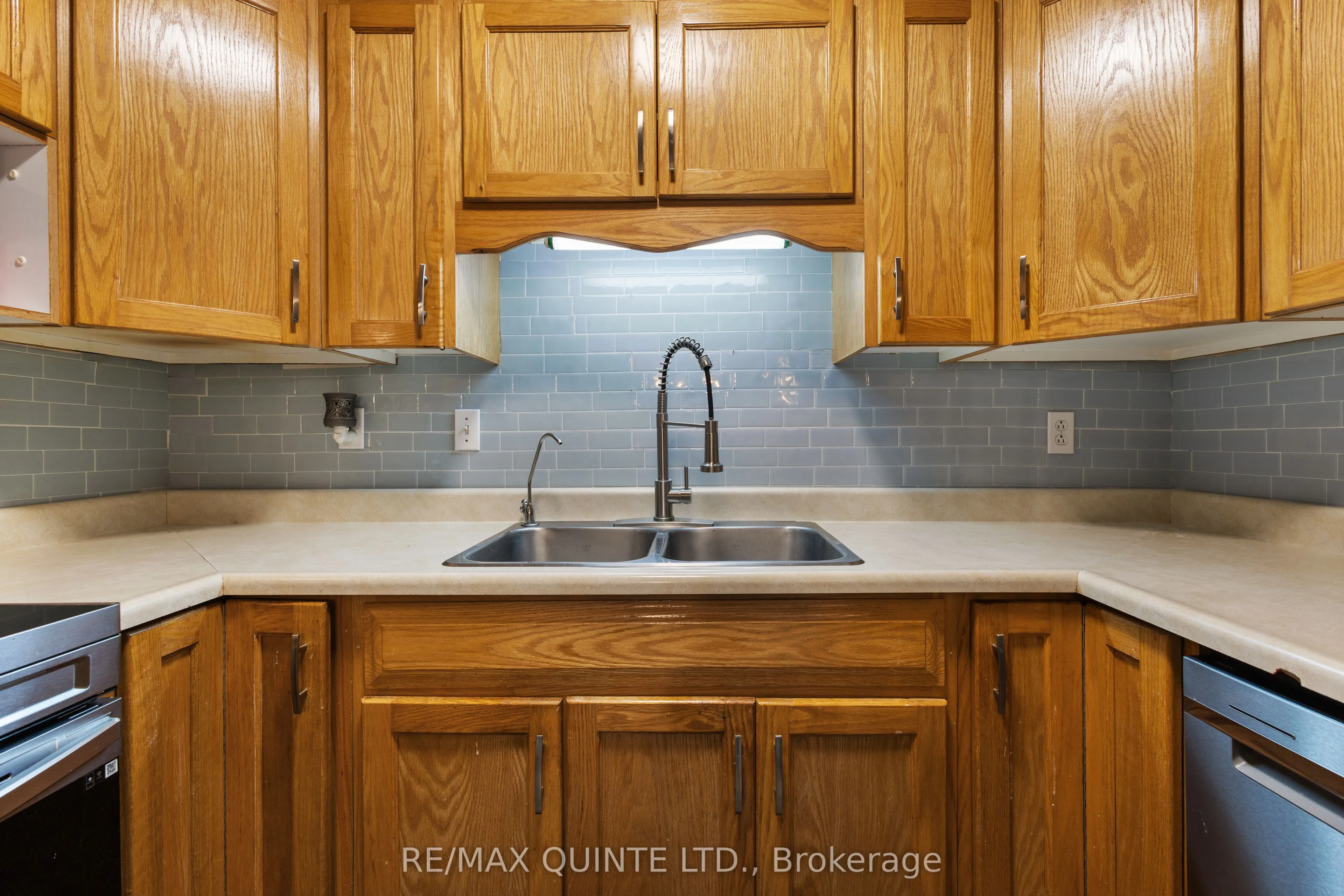 45 Prince Edward Street #5